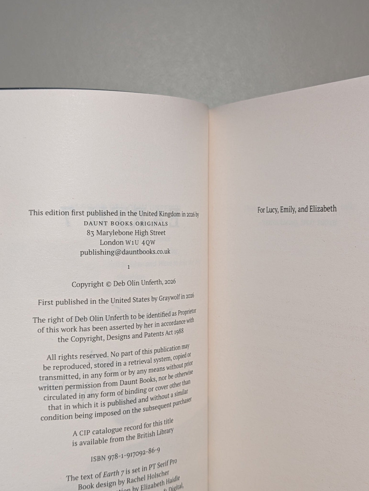Earth 7 by Deb Olin Unferth (Signed Dated First Edition) - Fialta Books
