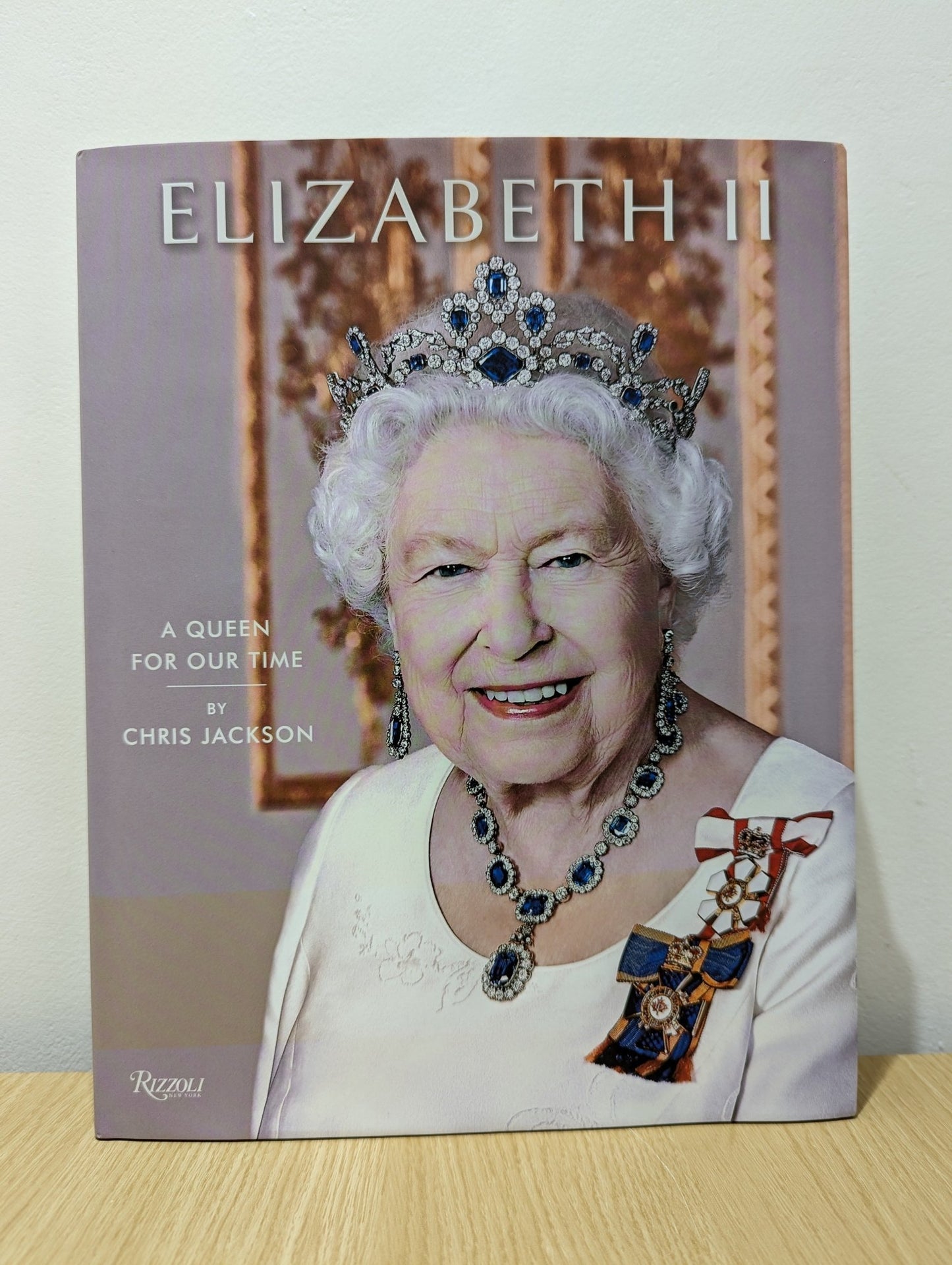 Elizabeth II: A Queen for Our Time by Chris Jackson (Signed by photographer) - Fialta Books