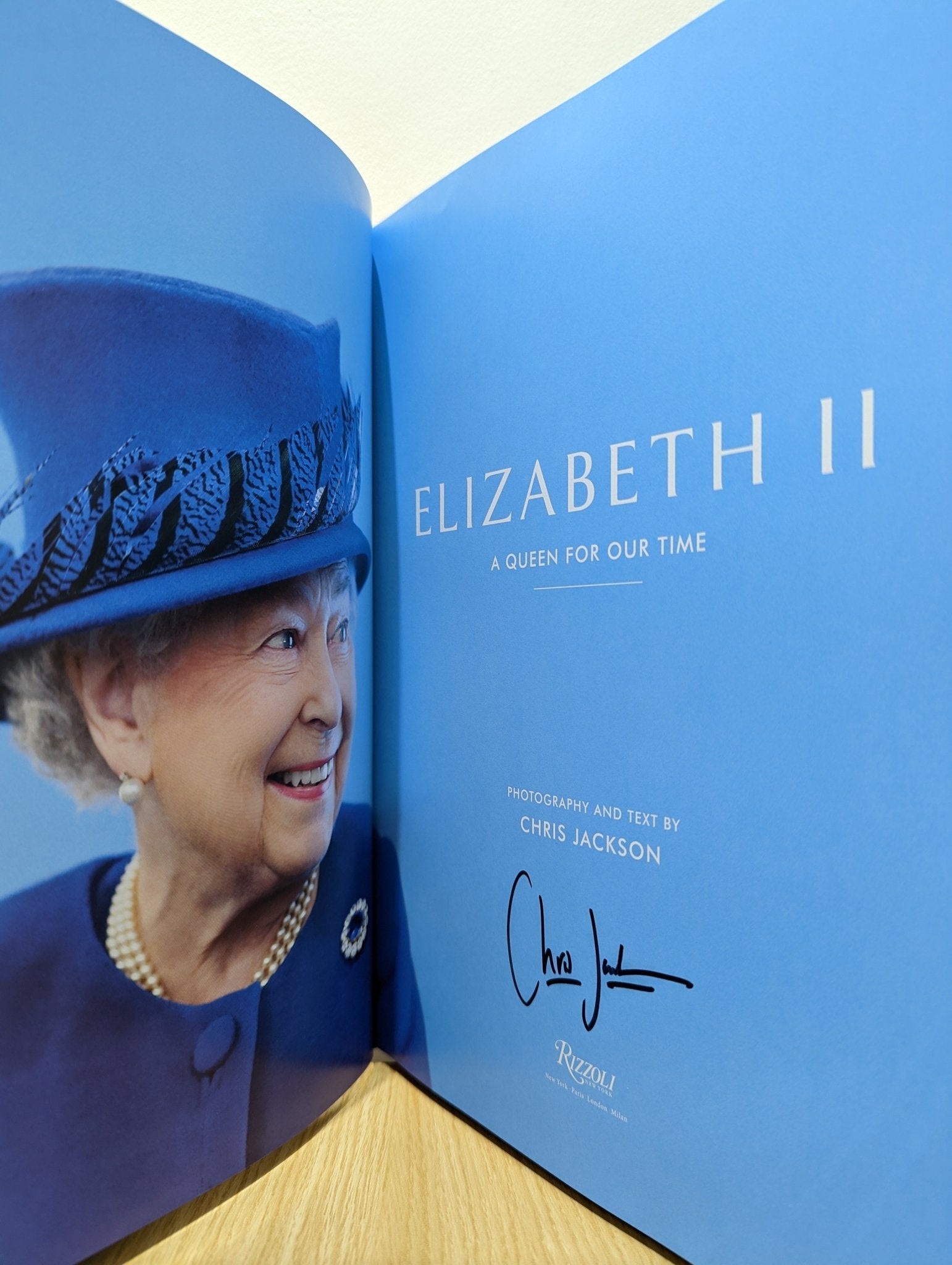 Elizabeth II: A Queen for Our Time by Chris Jackson (Signed by photographer) - Fialta Books