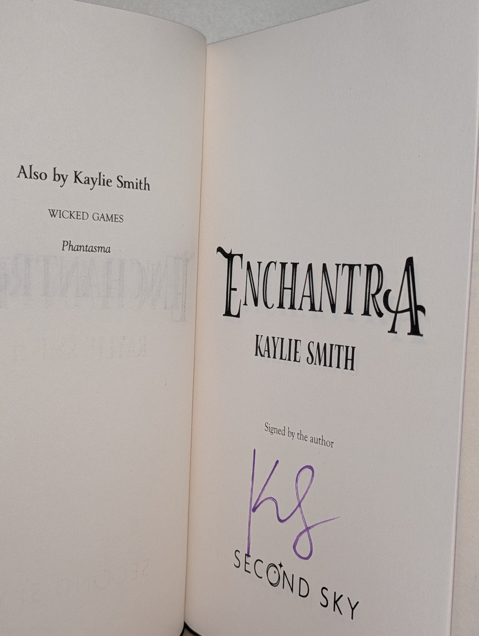 Enchantra by Kaylie Smith (Signed Deluxe Edition) - Fialta Books