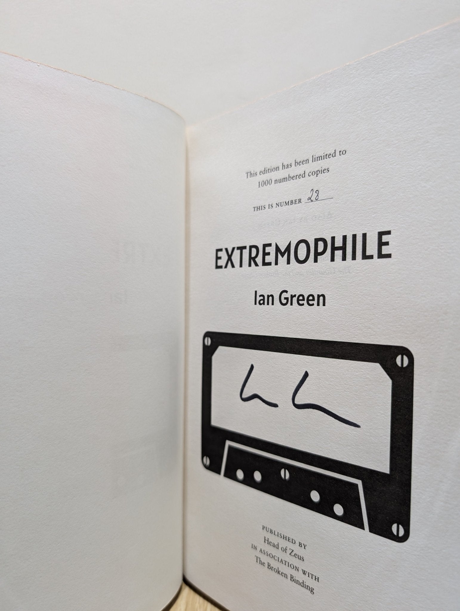 Extremophile by Ian Green (Signed First Edition with sprayed edges) - Fialta Books