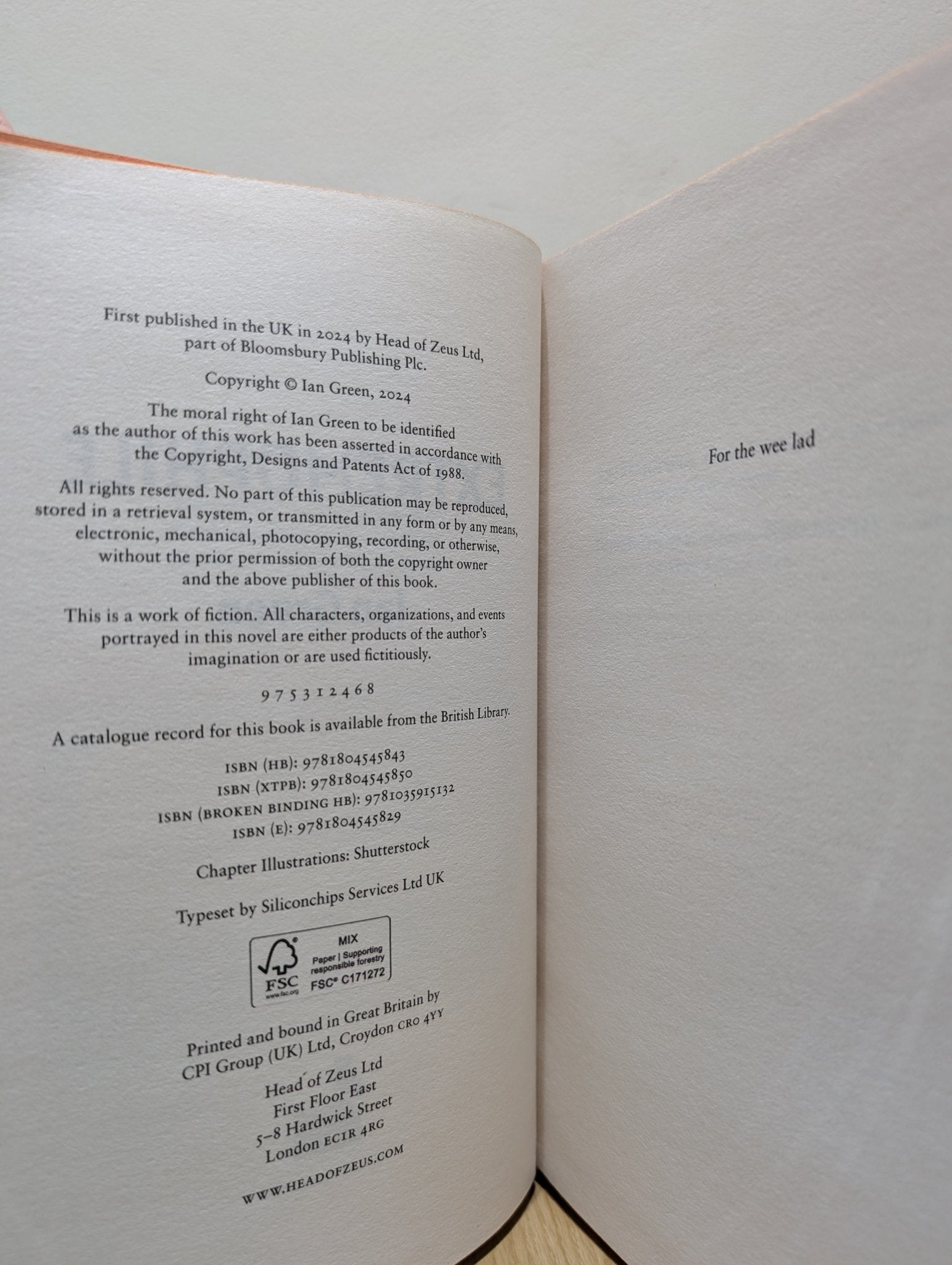 Extremophile by Ian Green (Signed First Edition with sprayed edges) - Fialta Books