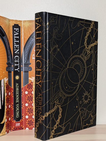 Fallen City by Adrienne Young (Special Edition with sprayed edges) - Fialta Books