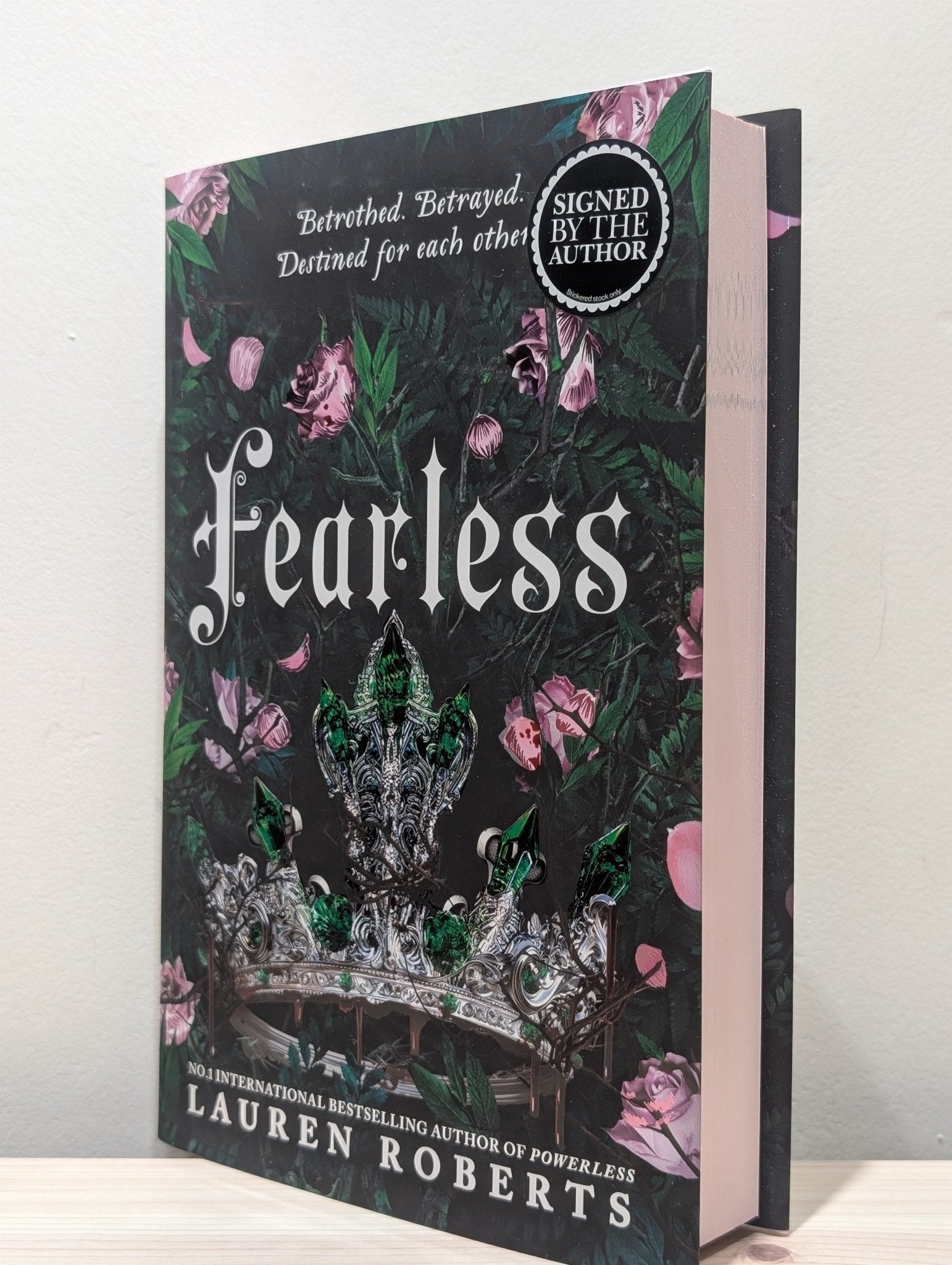 Fearless by Lauren Roberts (Signed First Edition with sprayed edges) - Fialta Books