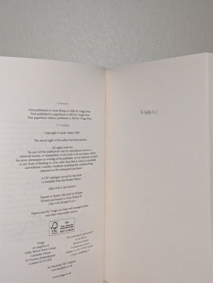 Fingersmith by Sarah Waters (Signed Paperback Edition) - Fialta Books