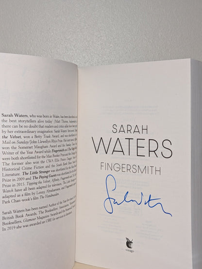 Fingersmith by Sarah Waters (Signed Paperback Edition) - Fialta Books