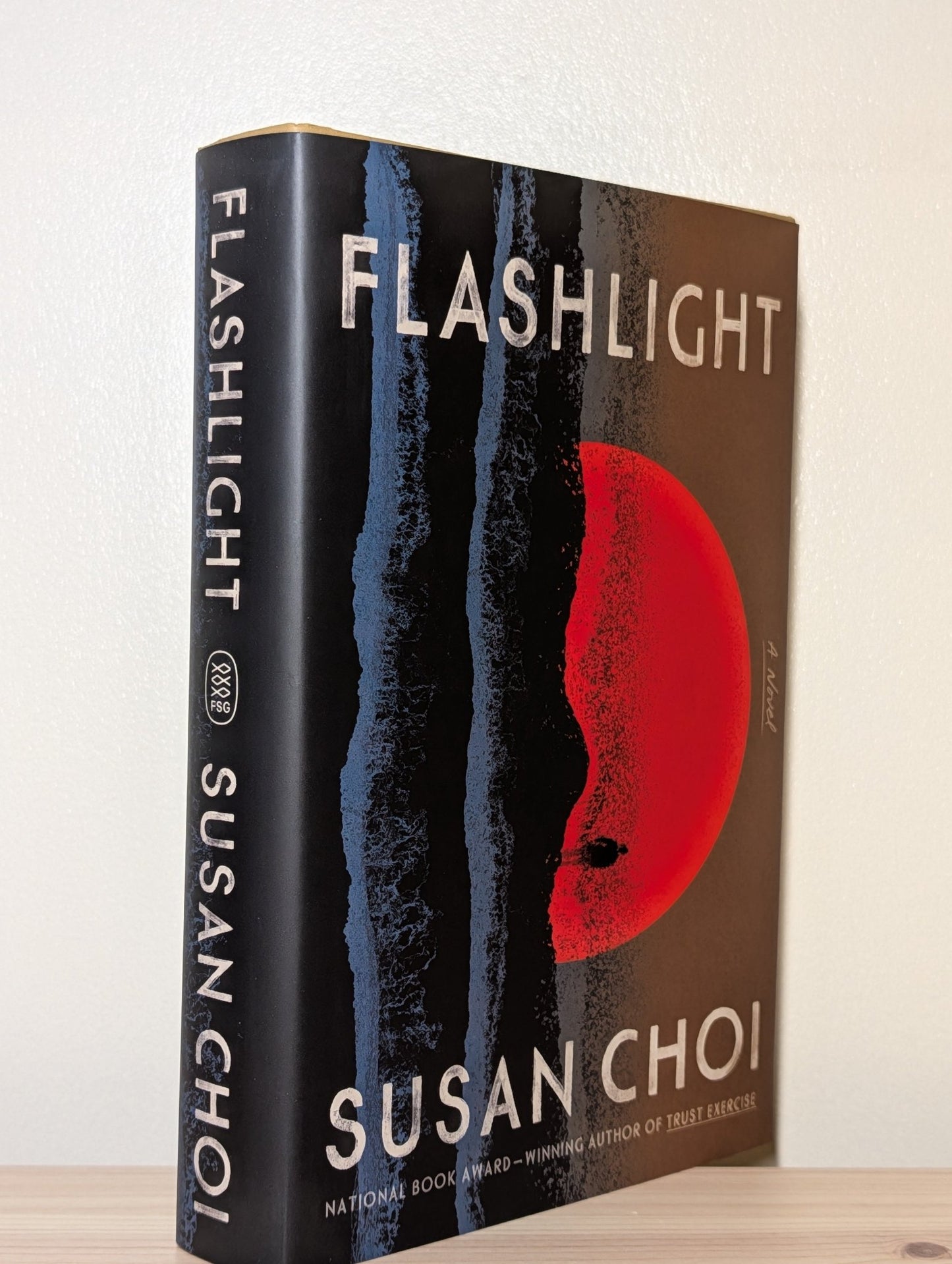 Flashlight: A Novel by Susan Choi (Signed First American Edition) - Fialta Books