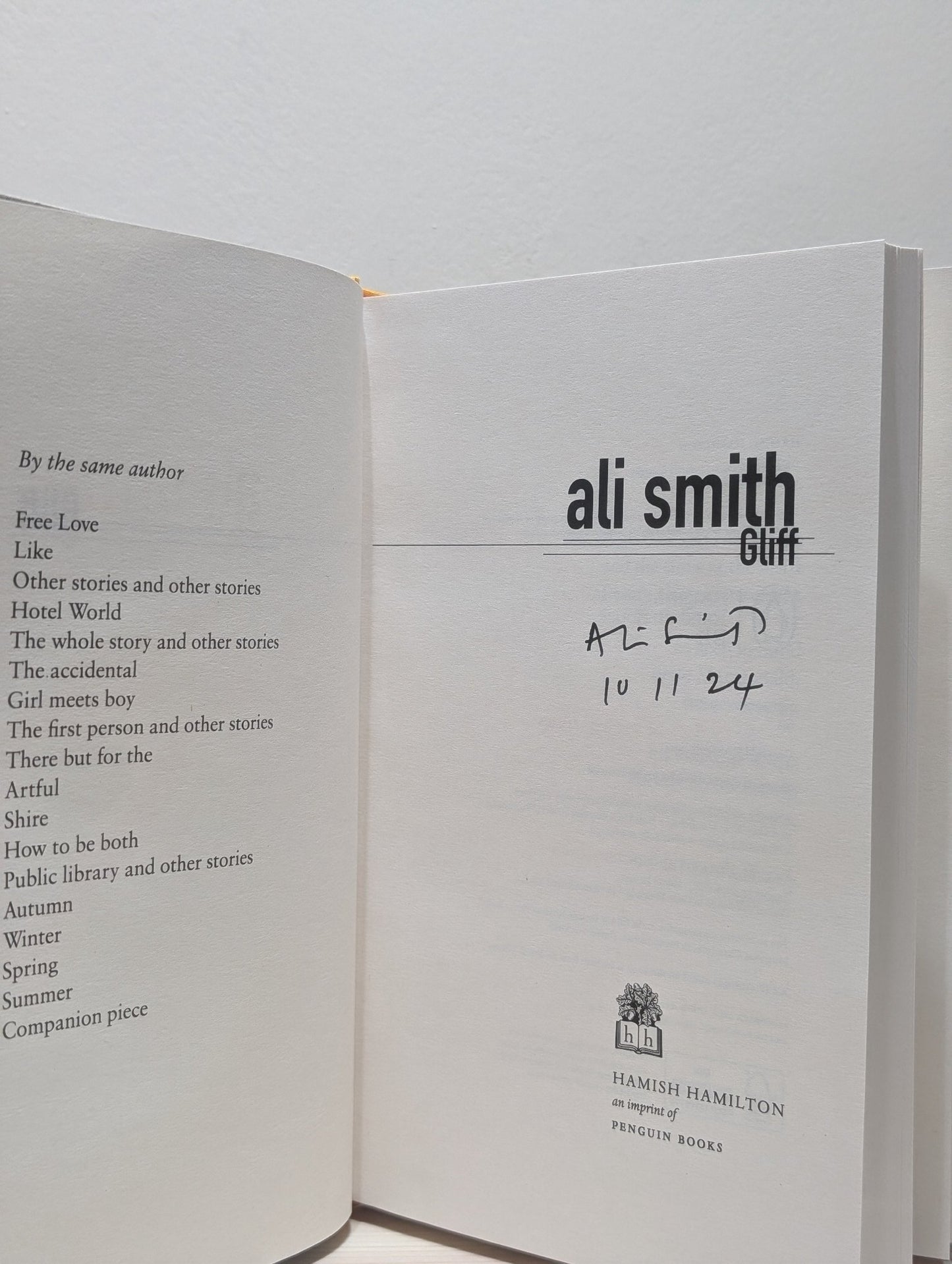 Gliff by Ali Smith (Signed Dated First Edition) - Fialta Books