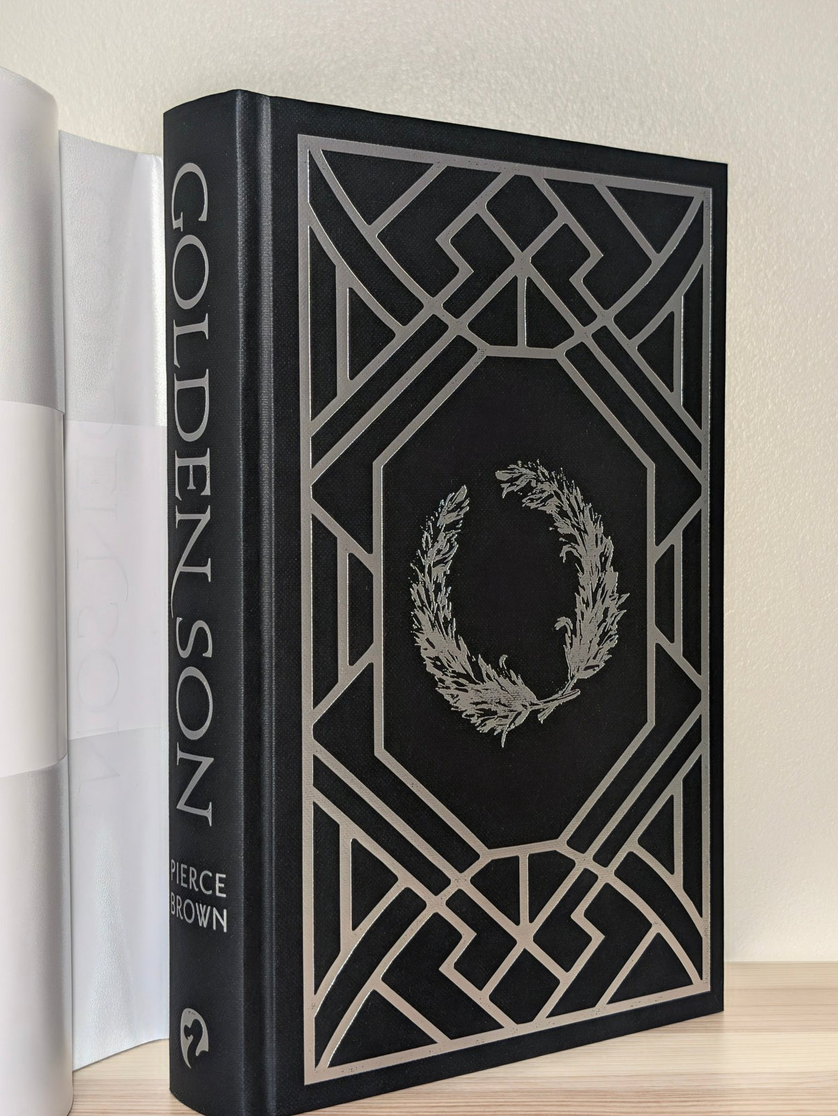 Golden Son by Pierce Brown (New Hardback Edition) - Fialta Books