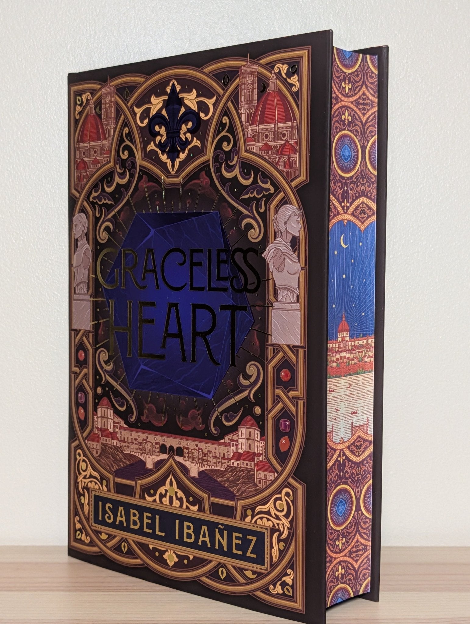 Graceless Heart by Isabel Ibanez (Special Edition with sprayed edges) - Fialta Books