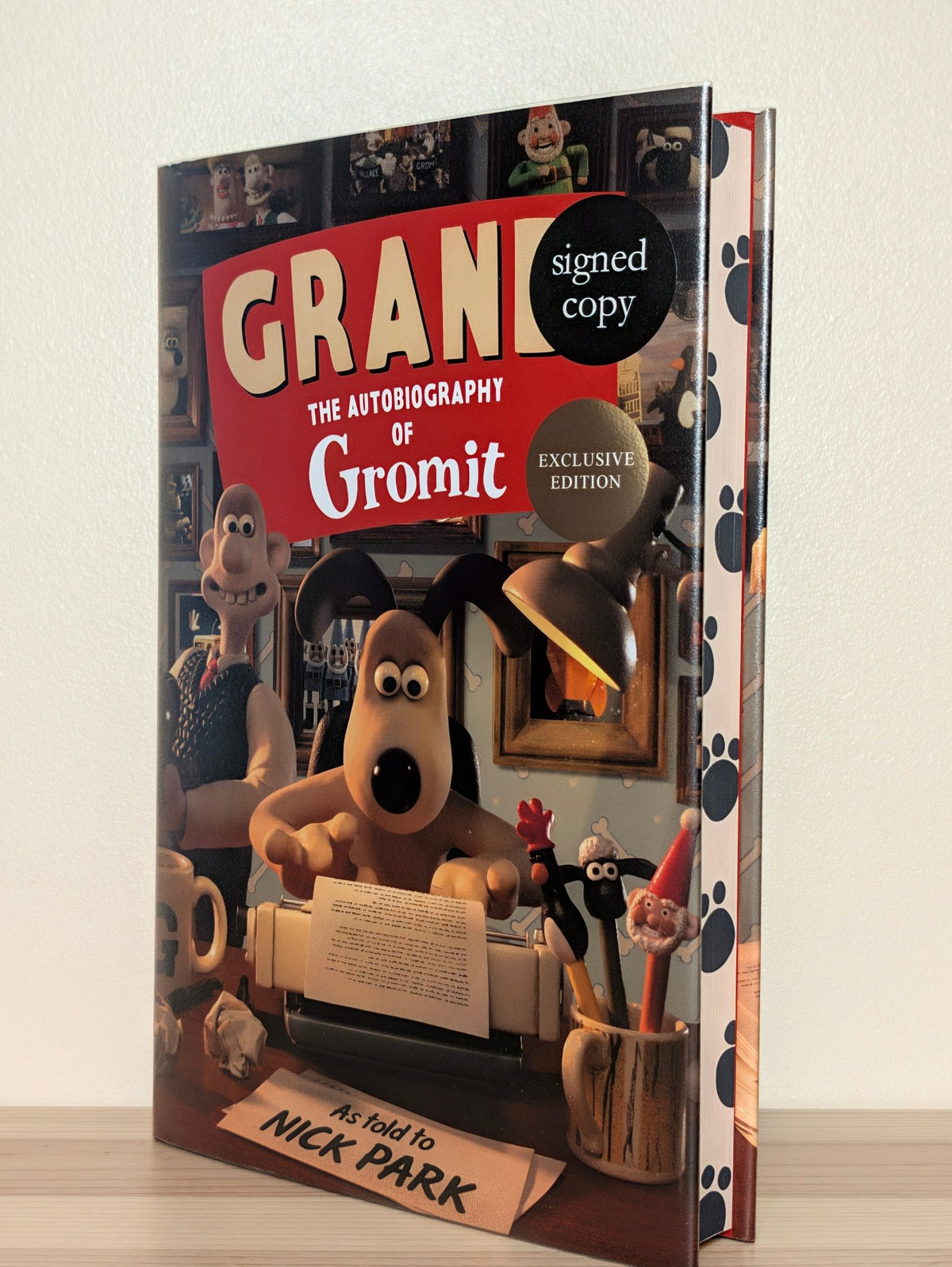 Grand: The Autobiography of Gromit by Nick Park (Signed First Edition with sprayed edges) - Fialta Books