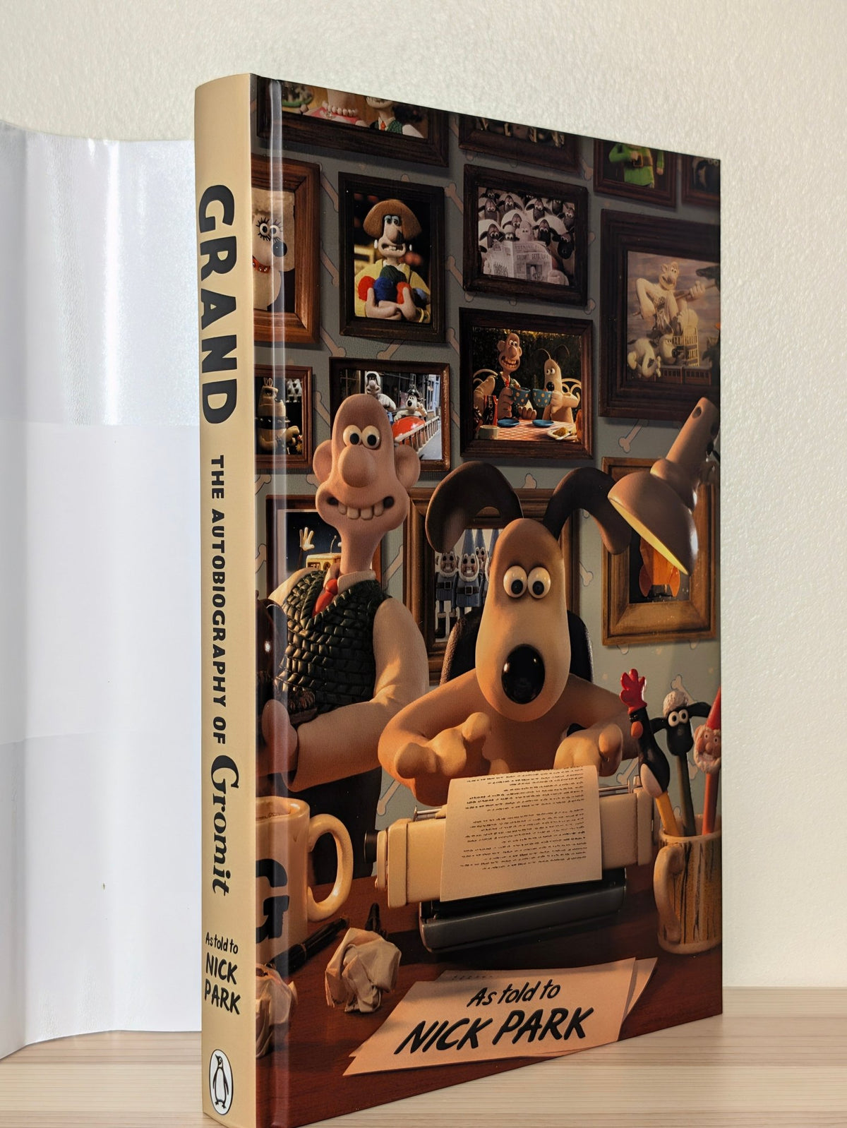 Grand: The Autobiography of Gromit by Nick Park (Signed First Edition with sprayed edges) - Fialta Books