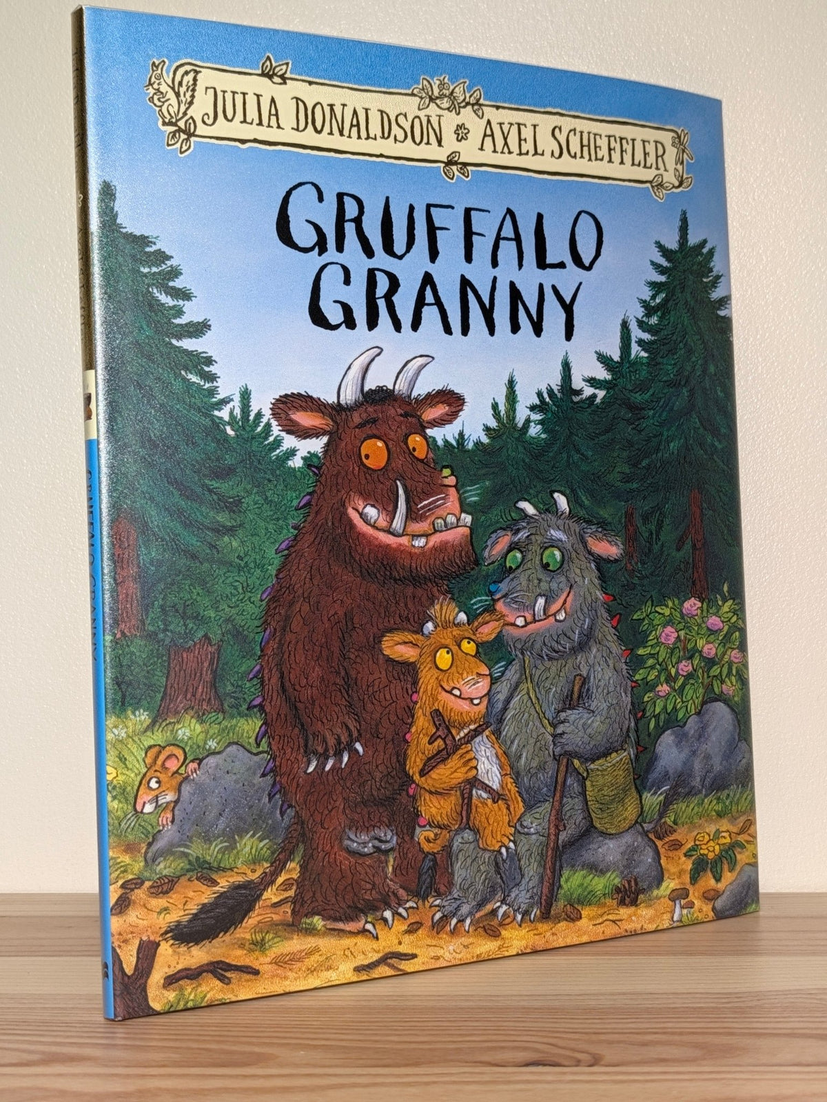 Gruffalo Granny by Julia Donaldson (Signed First Edition) - Fialta Books