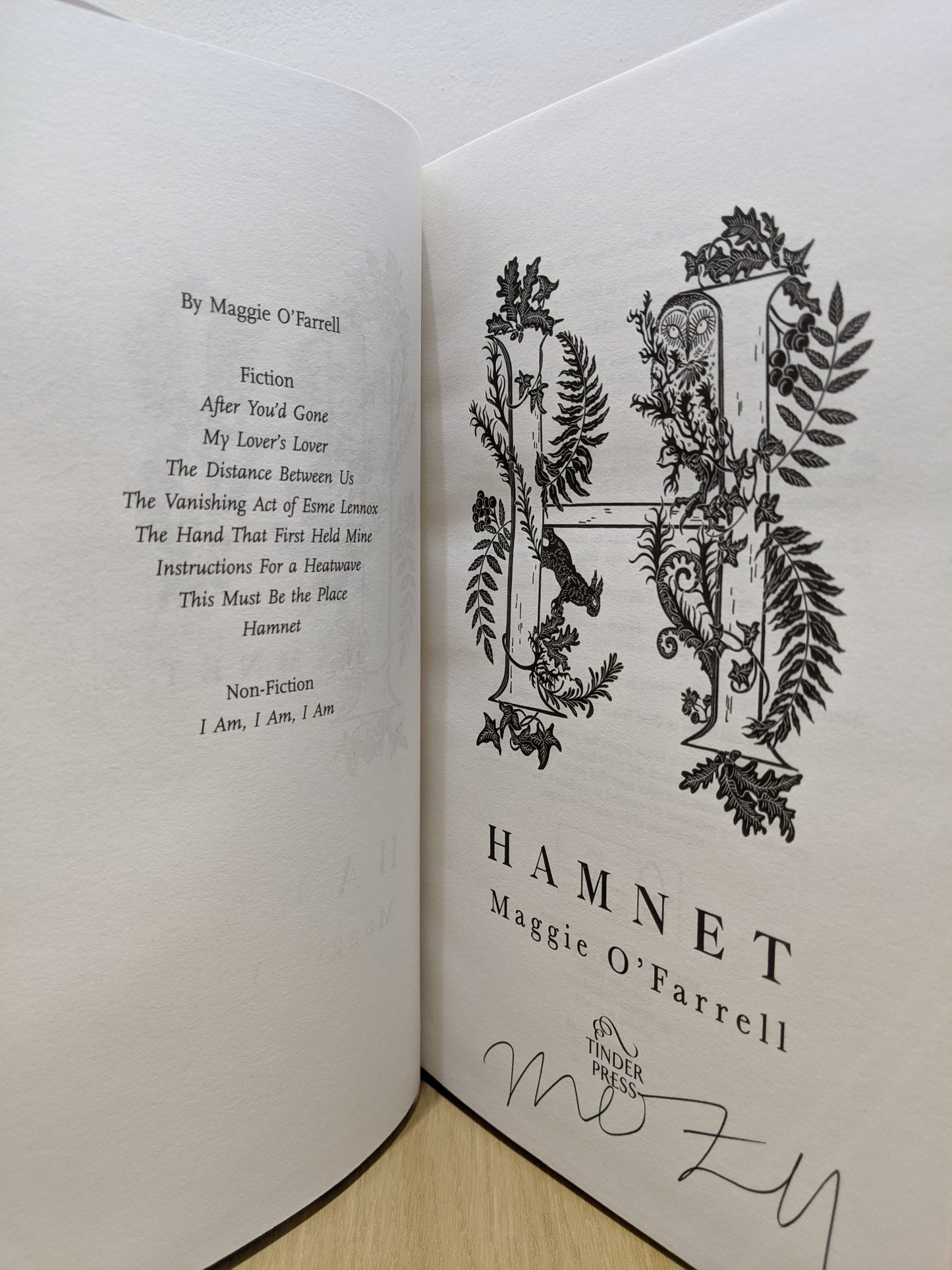 Hamnet by Maggie O'Farrell (Signed First Edition) - Fialta Books