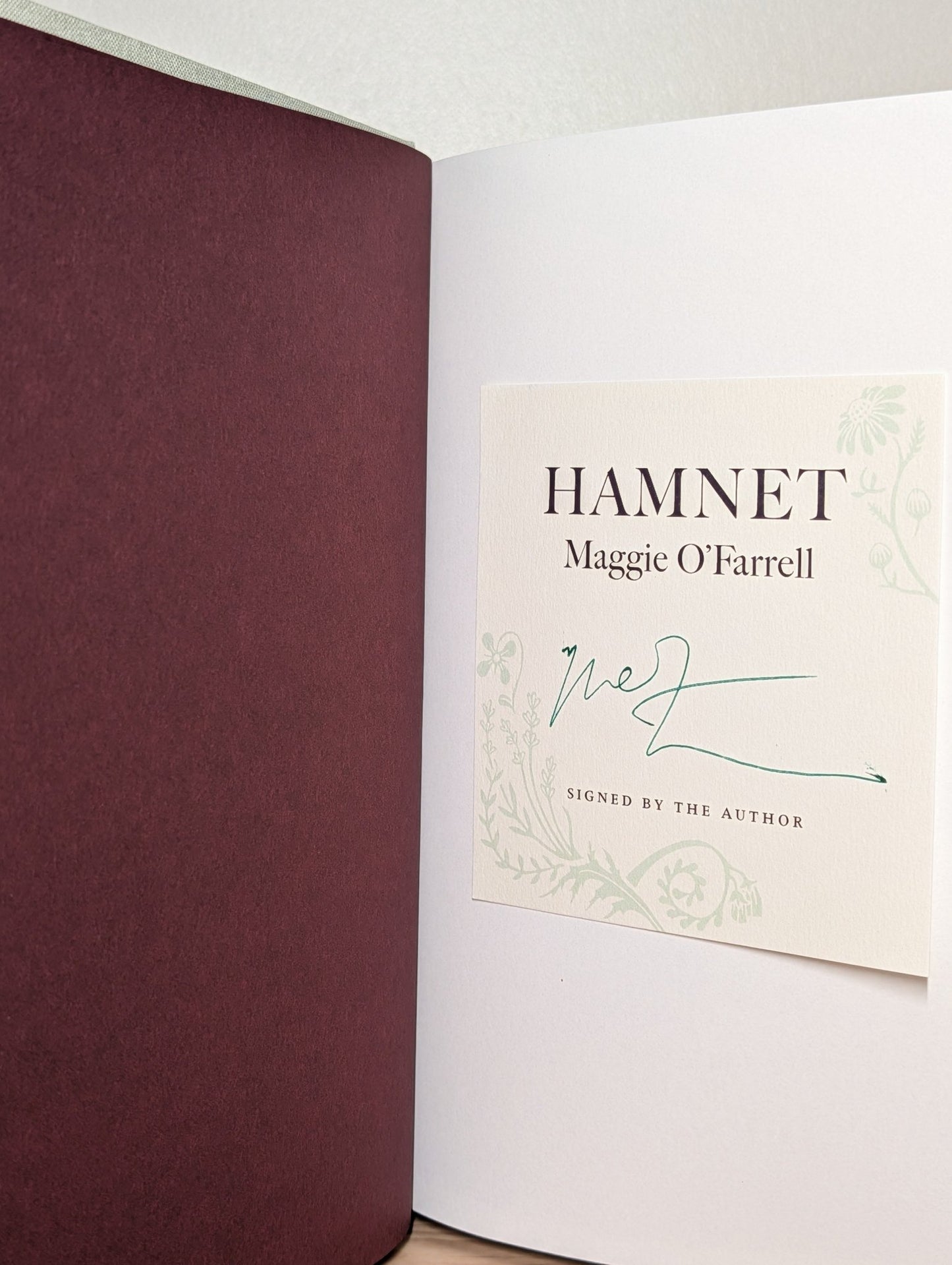 Hamnet by Maggie O'Farrell (Signed Folio Slipcase Edition) - Fialta Books