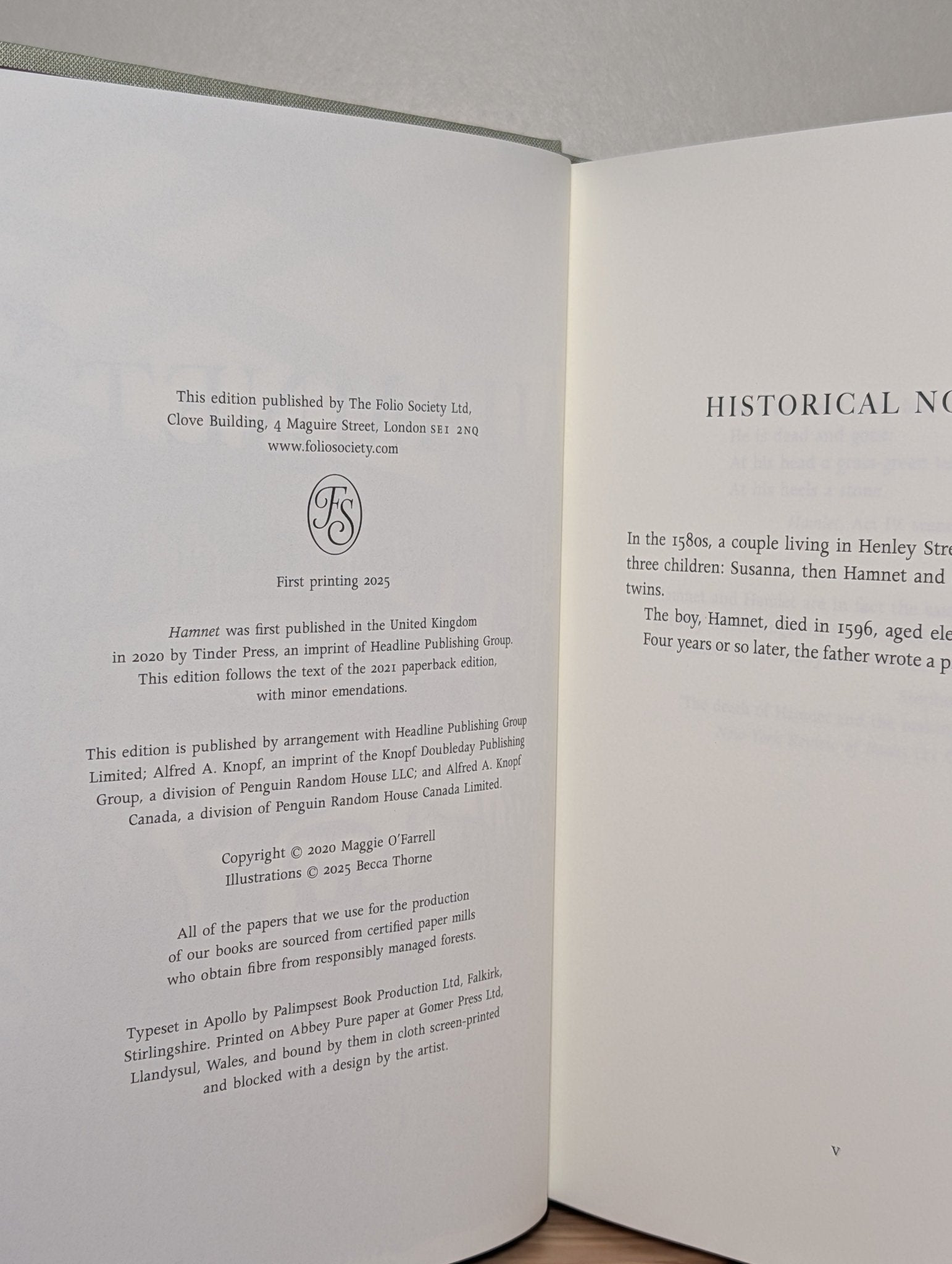 Hamnet by Maggie O'Farrell (Signed Folio Slipcase Edition) - Fialta Books