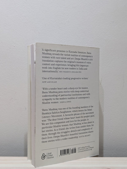 Heart Lamp: Selected Stories by Banu Mushtaq (Double Signed First Edition) - Fialta Books