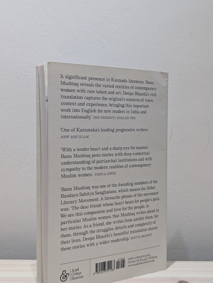 Heart Lamp: Selected Stories by Banu Mushtaq (Signed First Edition) - Fialta Books