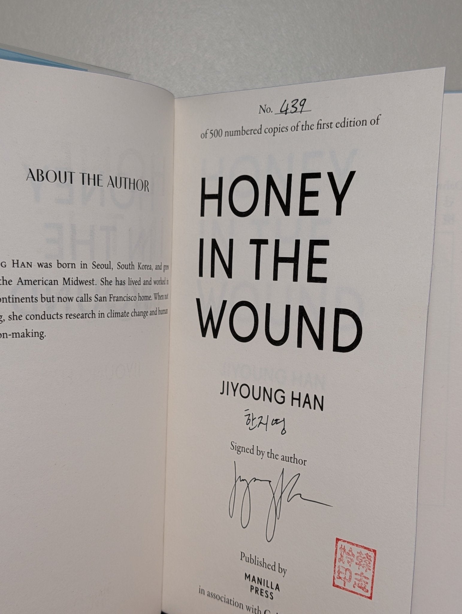 Honey in the Wound by Jiyoung Han (Signed Numbered Edition with sprayed edges) - Fialta Books