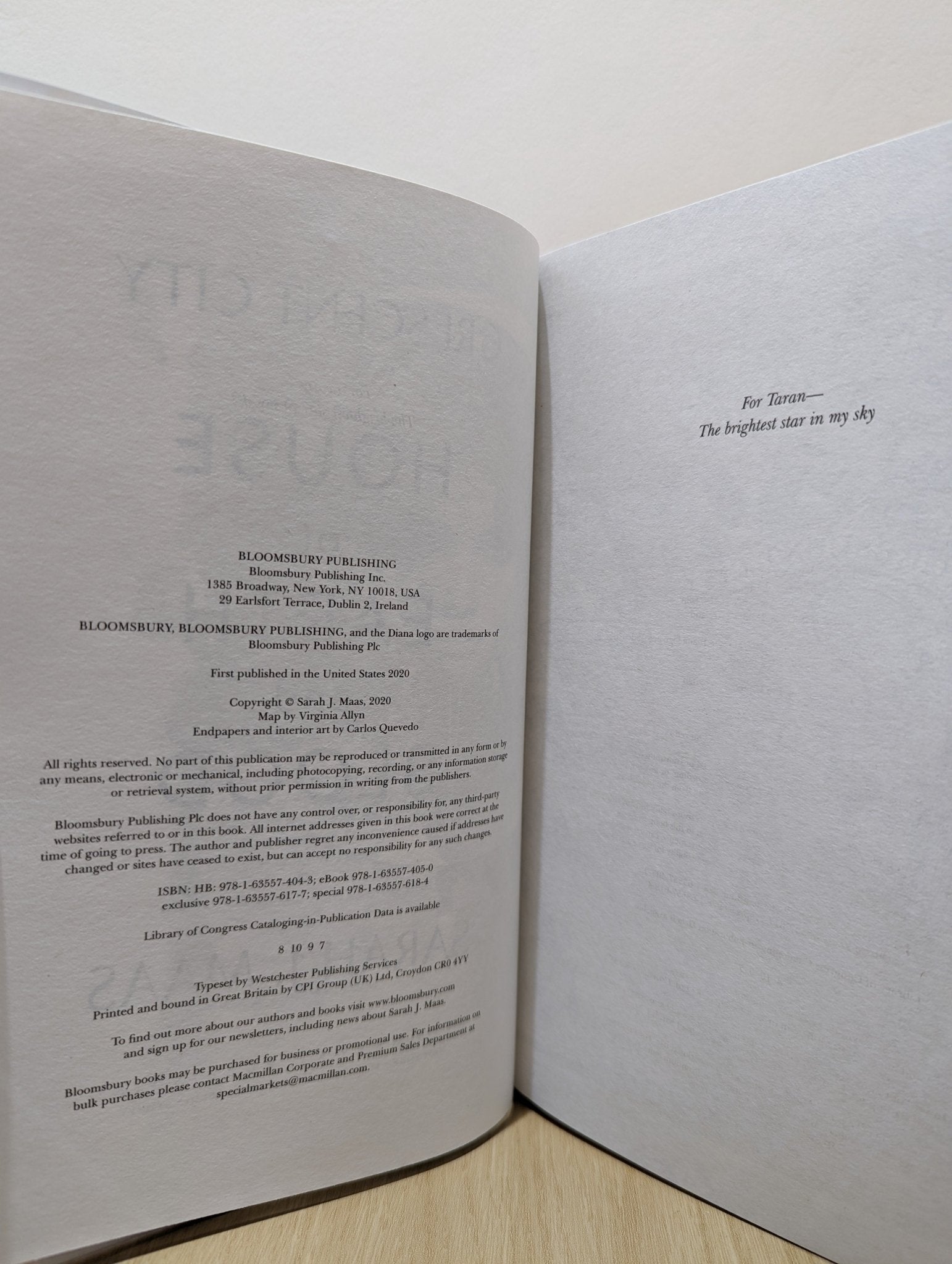 House of Earth and Blood by Sarah J. Maas - Fialta Books