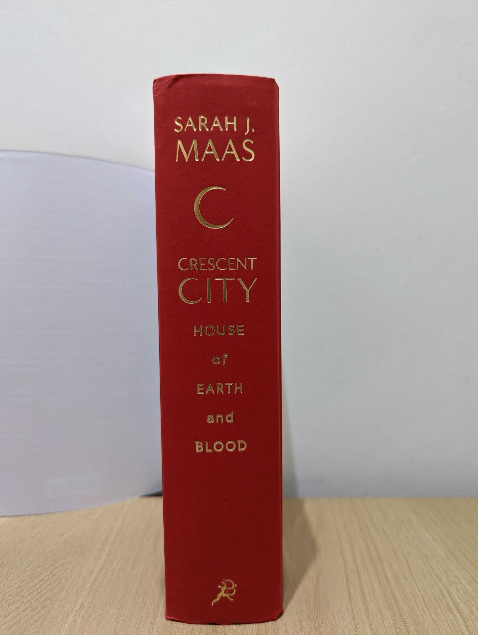 House of Earth and Blood by Sarah J. Maas - Fialta Books