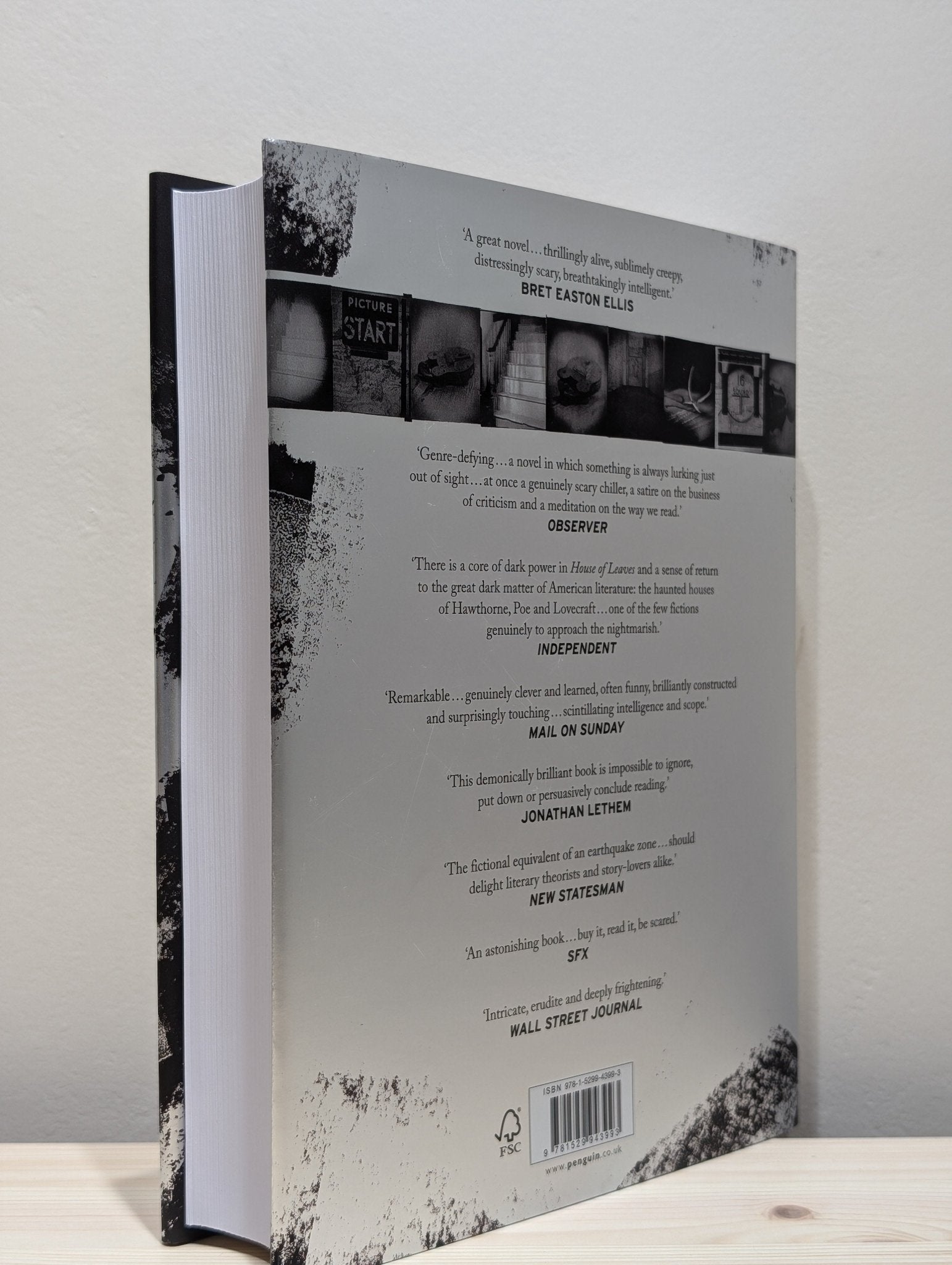 House Of Leaves by Mark Z Danielewski (First UK Hardback Deluxe Edition) - Fialta Books