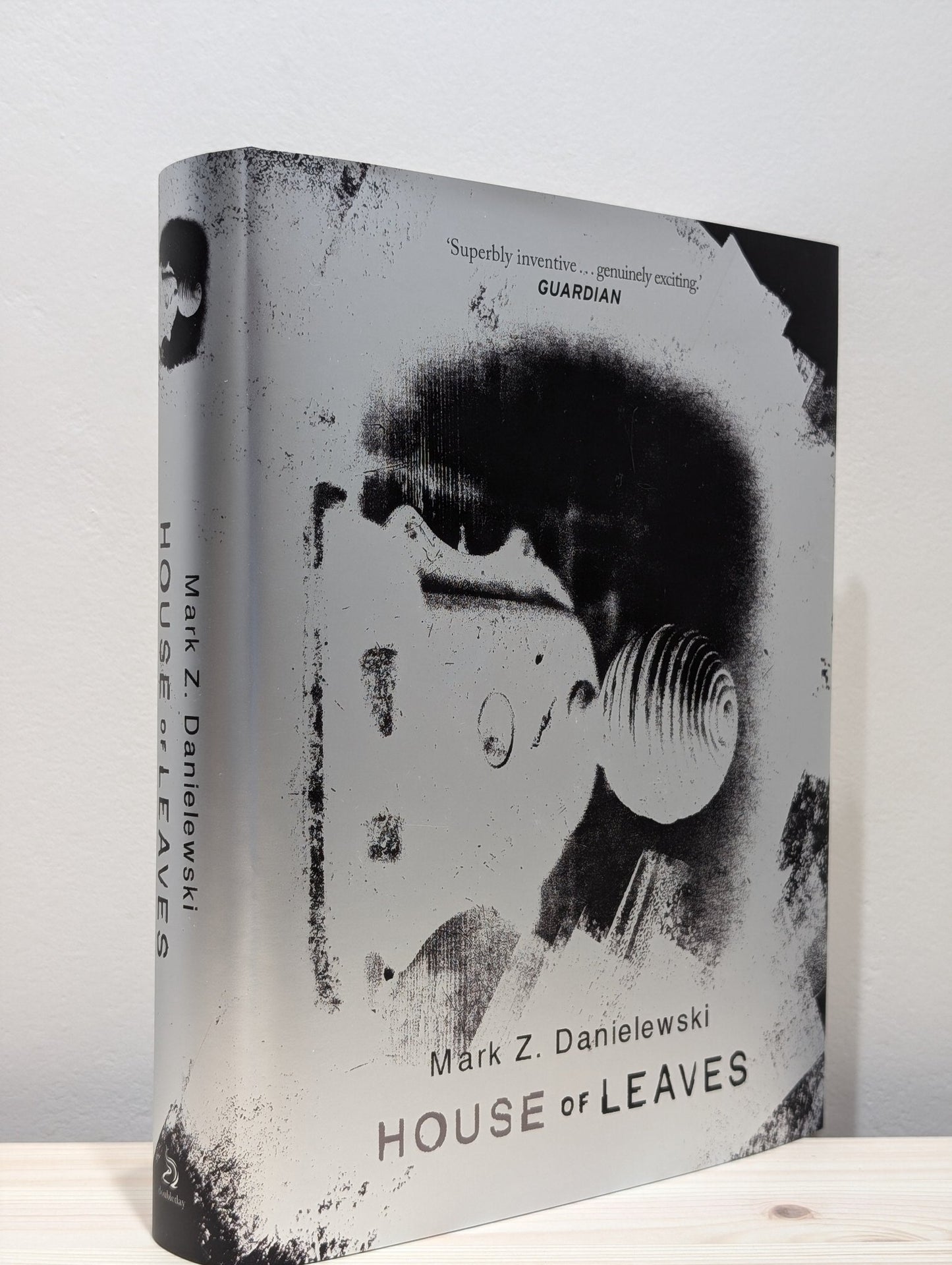 House Of Leaves by Mark Z Danielewski (First UK Hardback Deluxe Edition) - Fialta Books