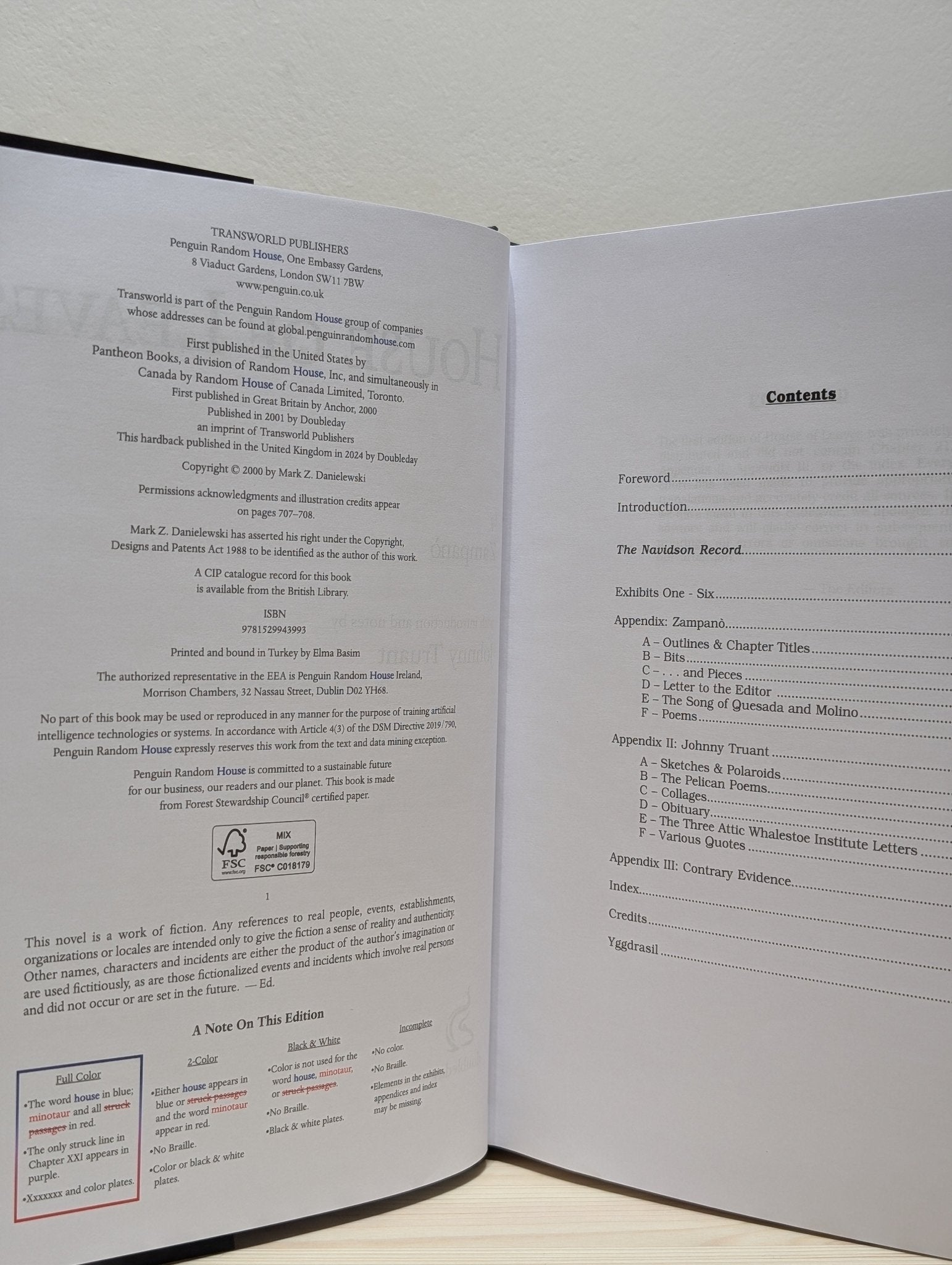 House Of Leaves by Mark Z Danielewski (First UK Hardback Deluxe Edition) - Fialta Books