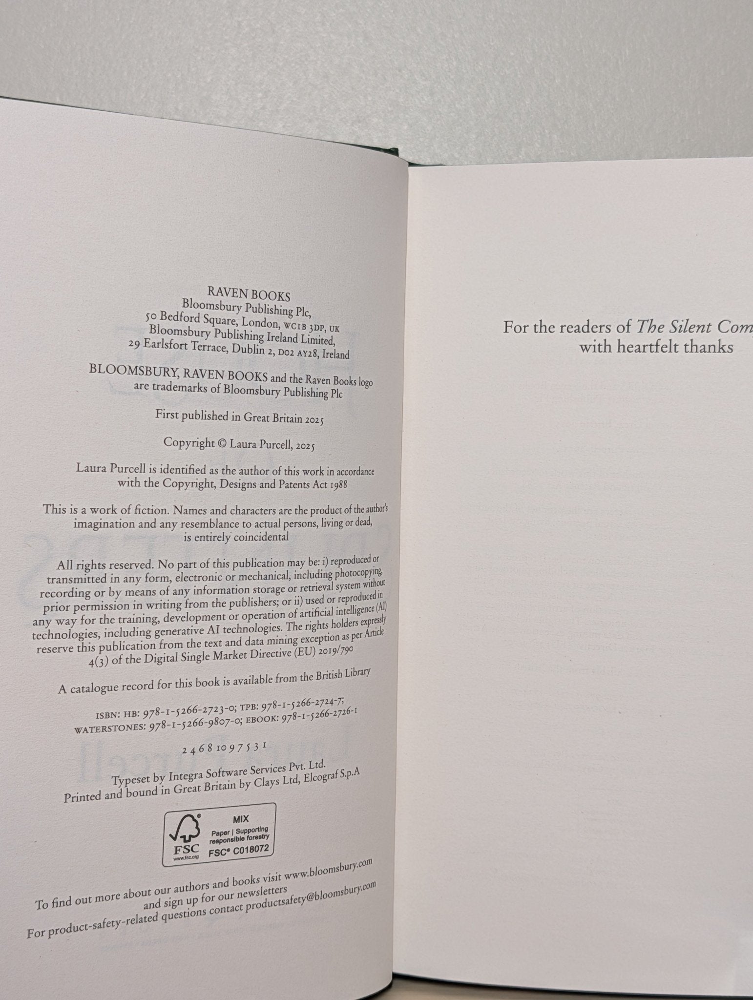 House of Splinters by Laura Purcell (Signed First Edition with sprayed edges) - Fialta Books