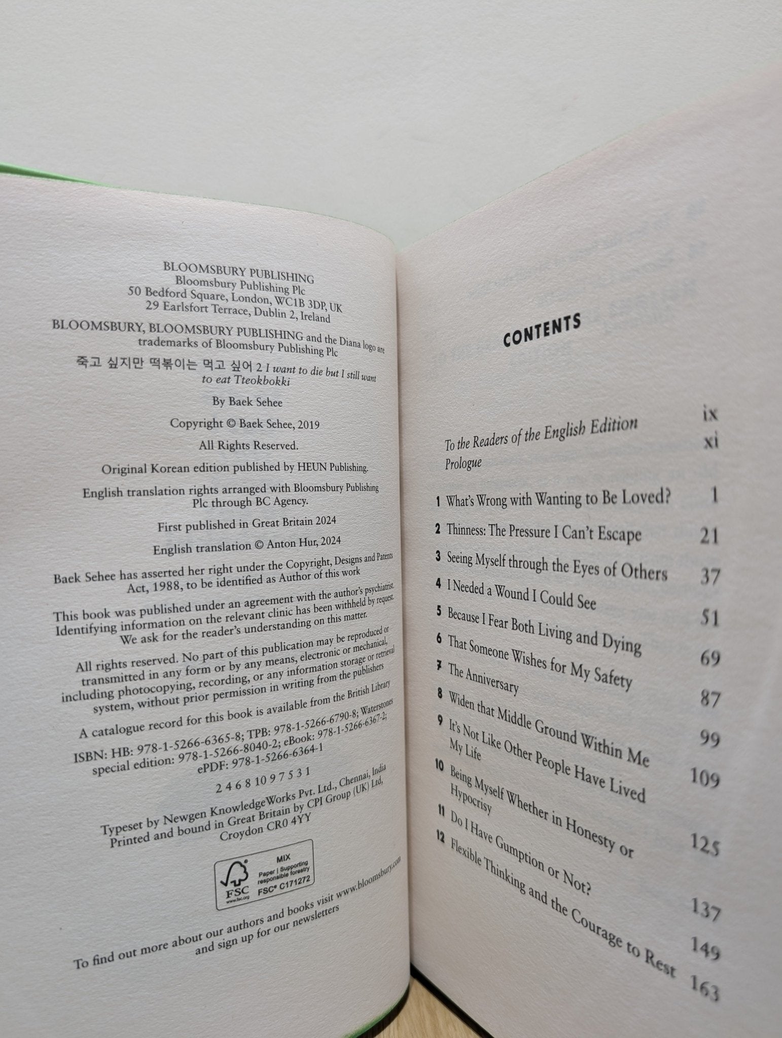 I Want to Die but I Still Want to Eat Tteokbokki by Baek Se - hee (Signed First Edition with sprayed edges) - Fialta Books