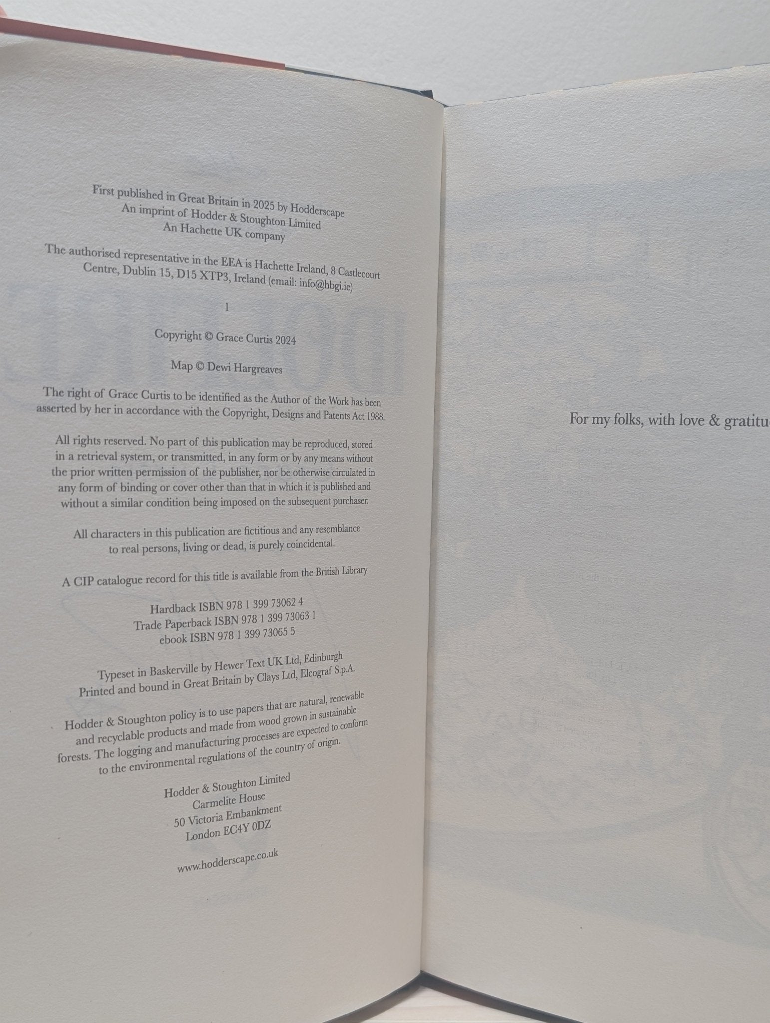 Idolfire by Grace Curtis (Signed Numbered First Edition with sprayed edges) - Fialta Books