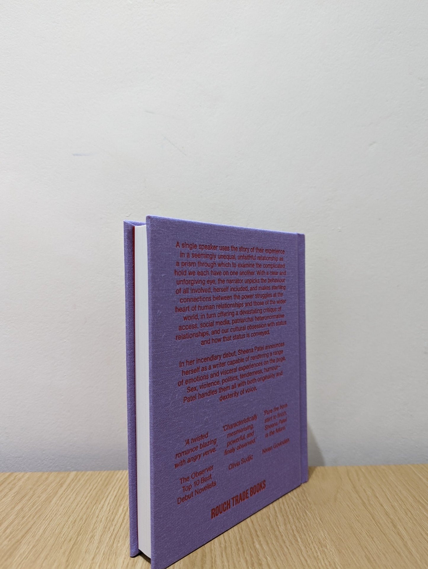 I'M A FAN by Sheena Patel (Signed First Edition) - Fialta Books