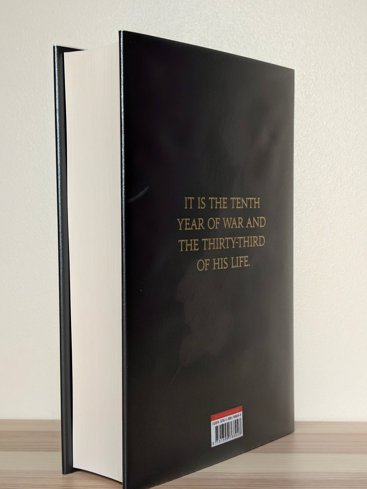 Iron Gold by Pierce Brown (New Hardback Edition) - Fialta Books