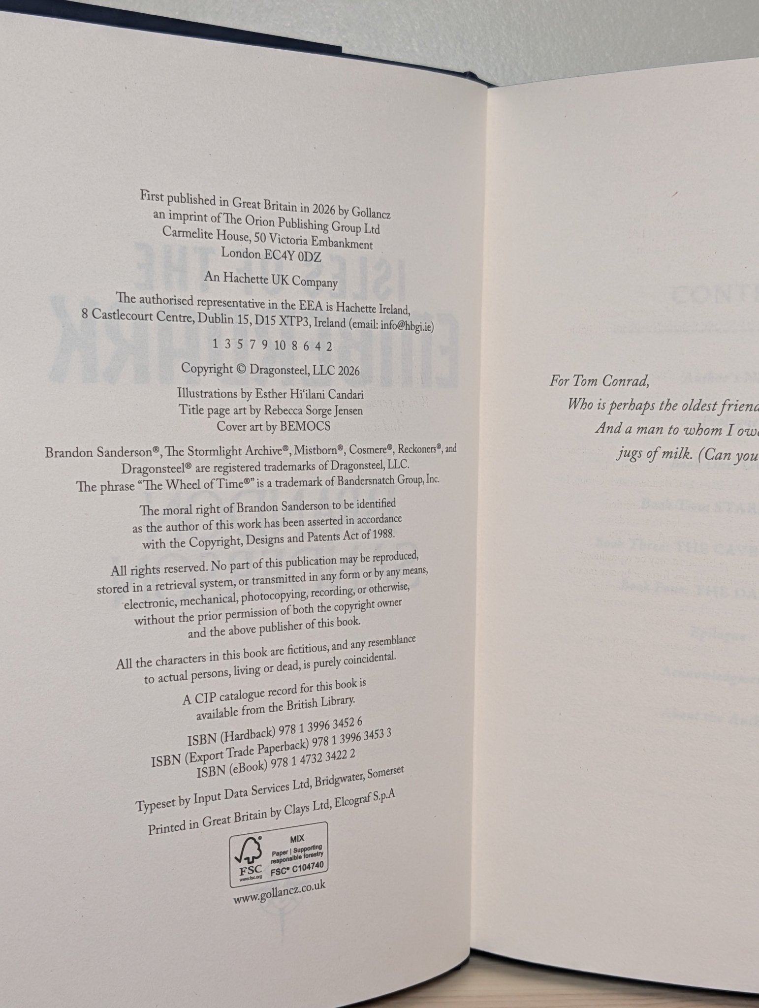 Isles of the Emberdark by Brandon Sanderson (First Edition with sprayed edges) - Fialta Books
