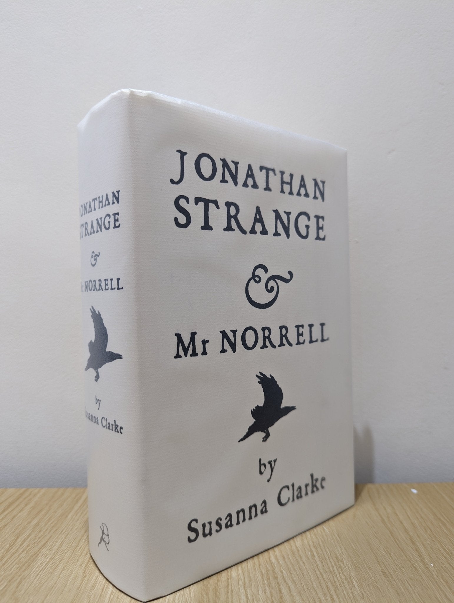 Jonathan Strange and Mr. Norrell by Susanna Clarke (Signed First Edition) - Fialta Books