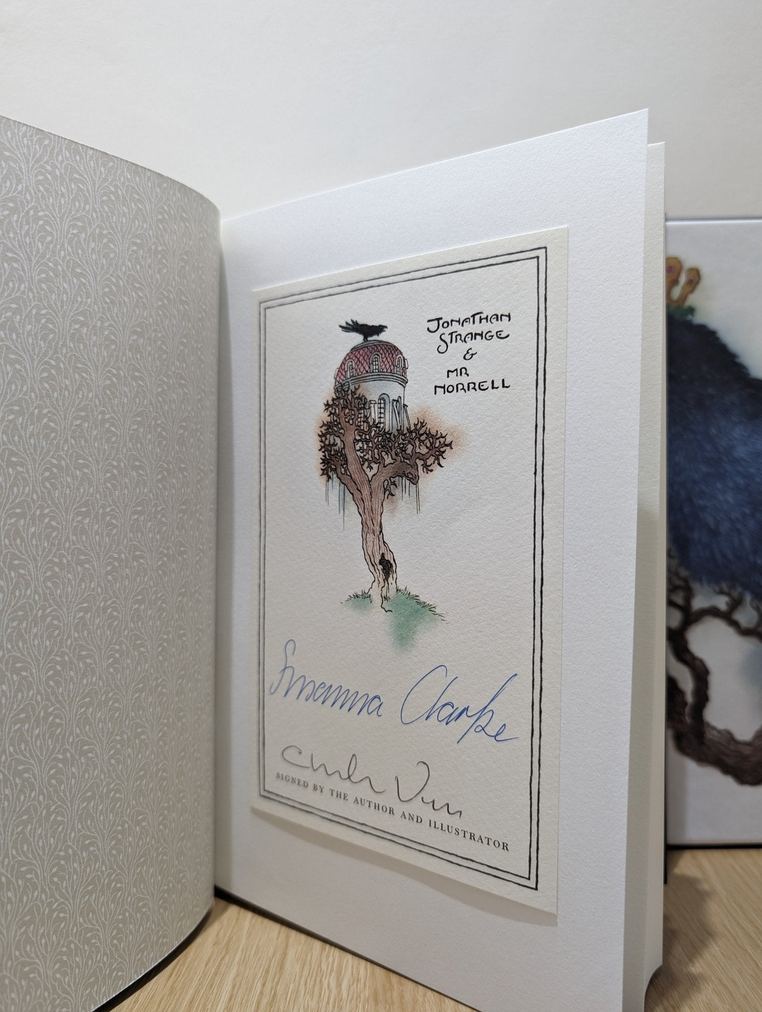 Jonathan Strange & Mr Norrell by Susanna Clarke (Folio Limited Signed Edition) - Fialta Books