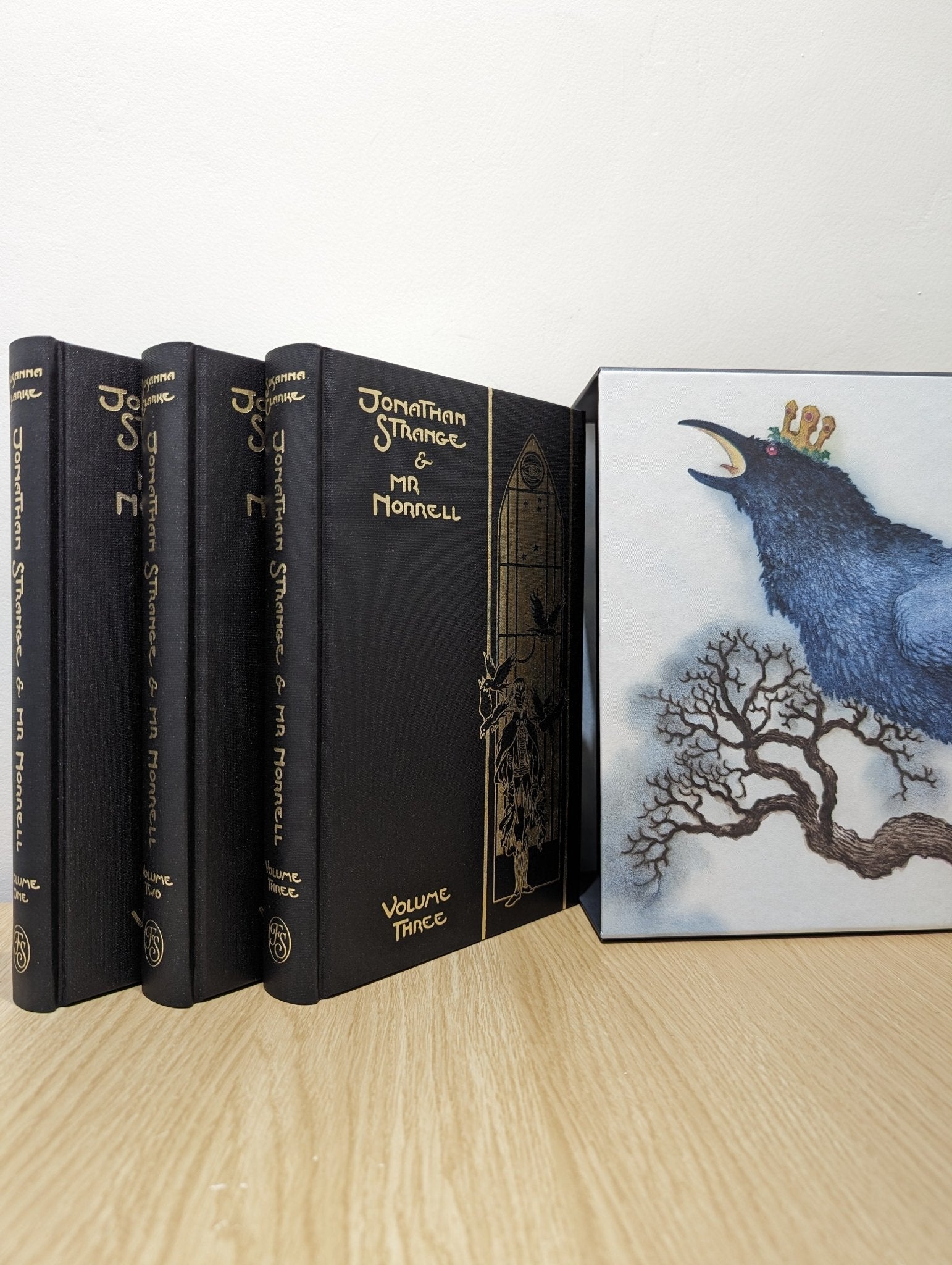 Jonathan Strange & Mr Norrell by Susanna Clarke (Folio Limited Signed Edition) - Fialta Books