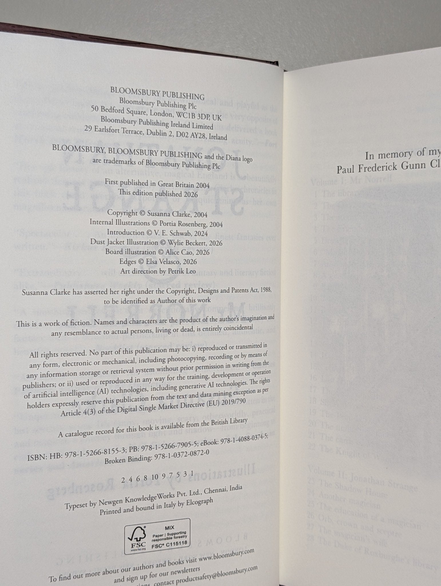 Jonathan Strange & Mr Norrell by Susanna Clarke (Special Edition with sprayed edges) - Fialta Books