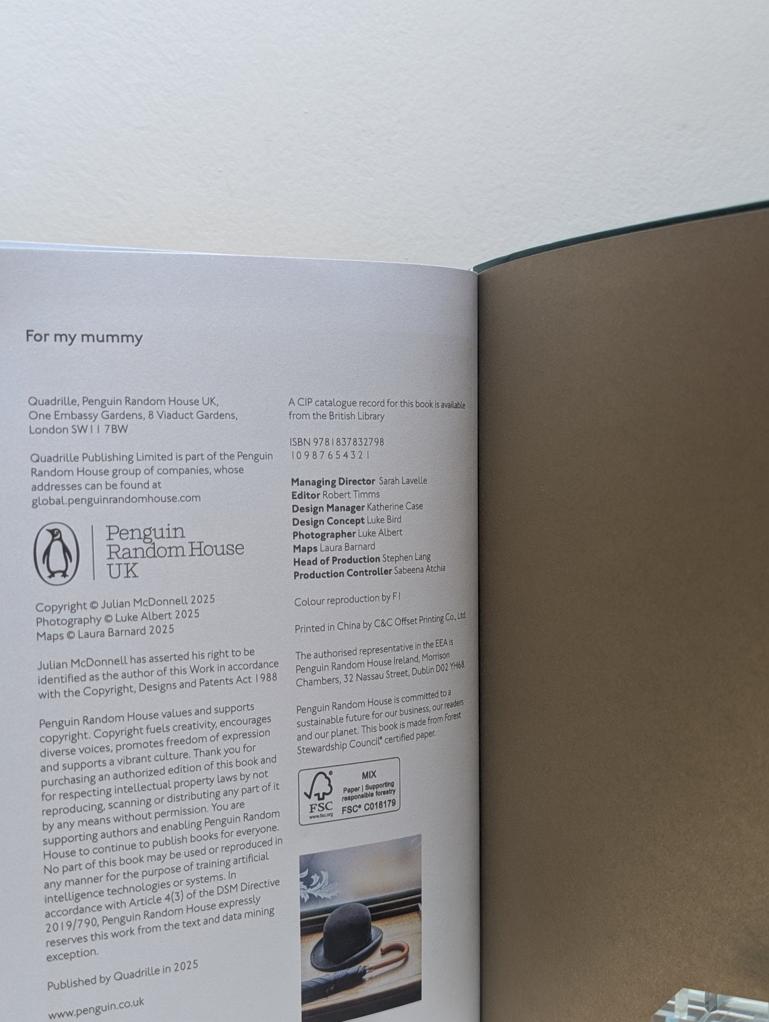 Joolz Guides: Rather Splendid London Pub Walks by Julian McDonnell (Signed First Edition) - Fialta Books