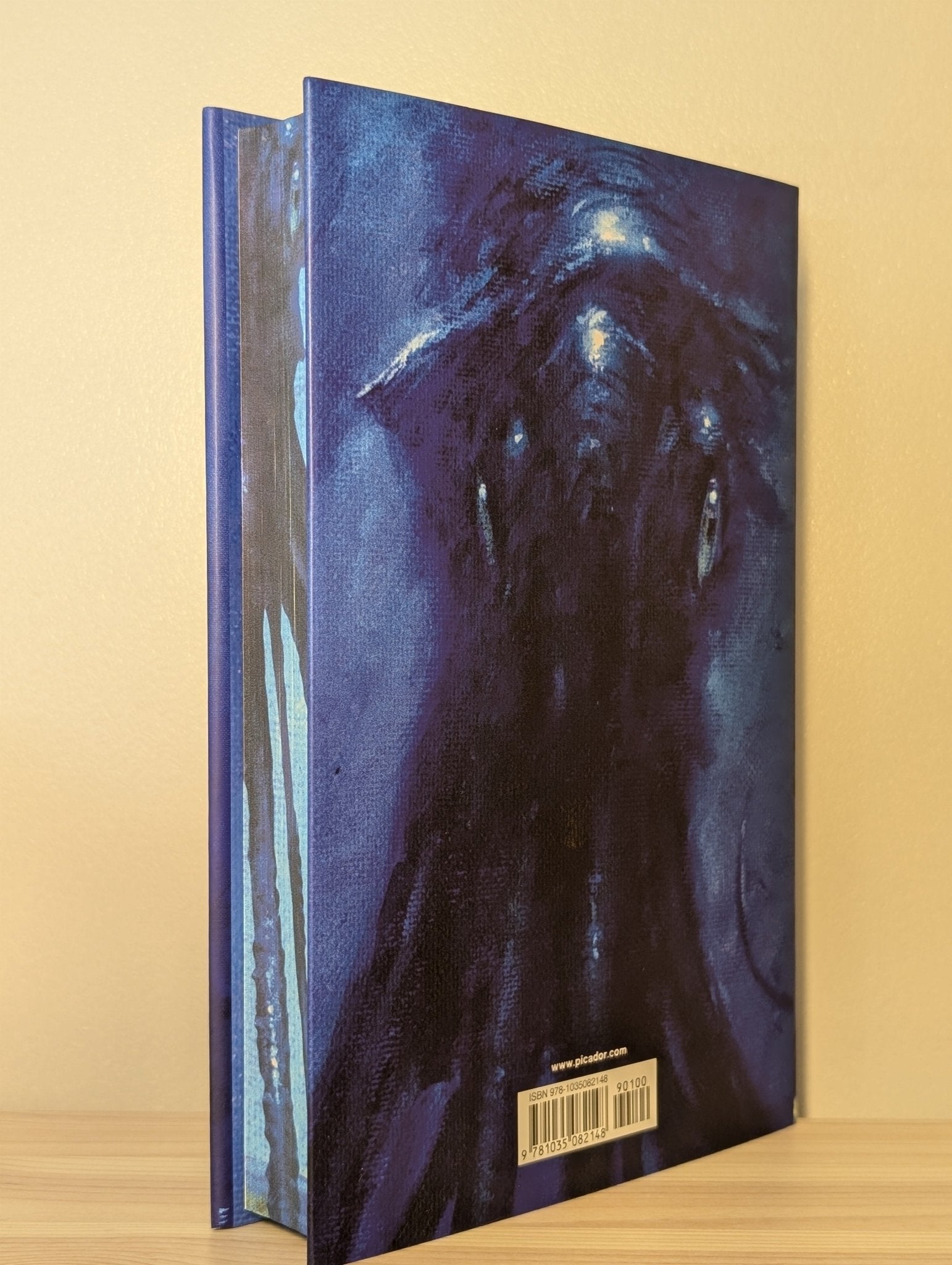 Kraken by China Mieville (Signed Special Edition with sprayed edges) - Fialta Books