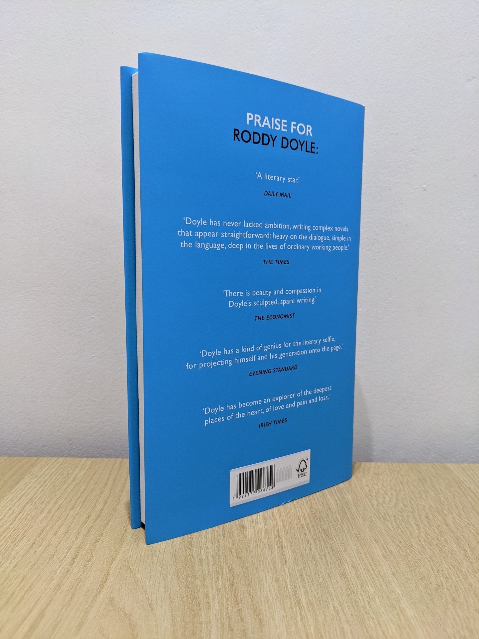 Life Without Children by Roddy Doyle (Signed First Edition) - Fialta Books