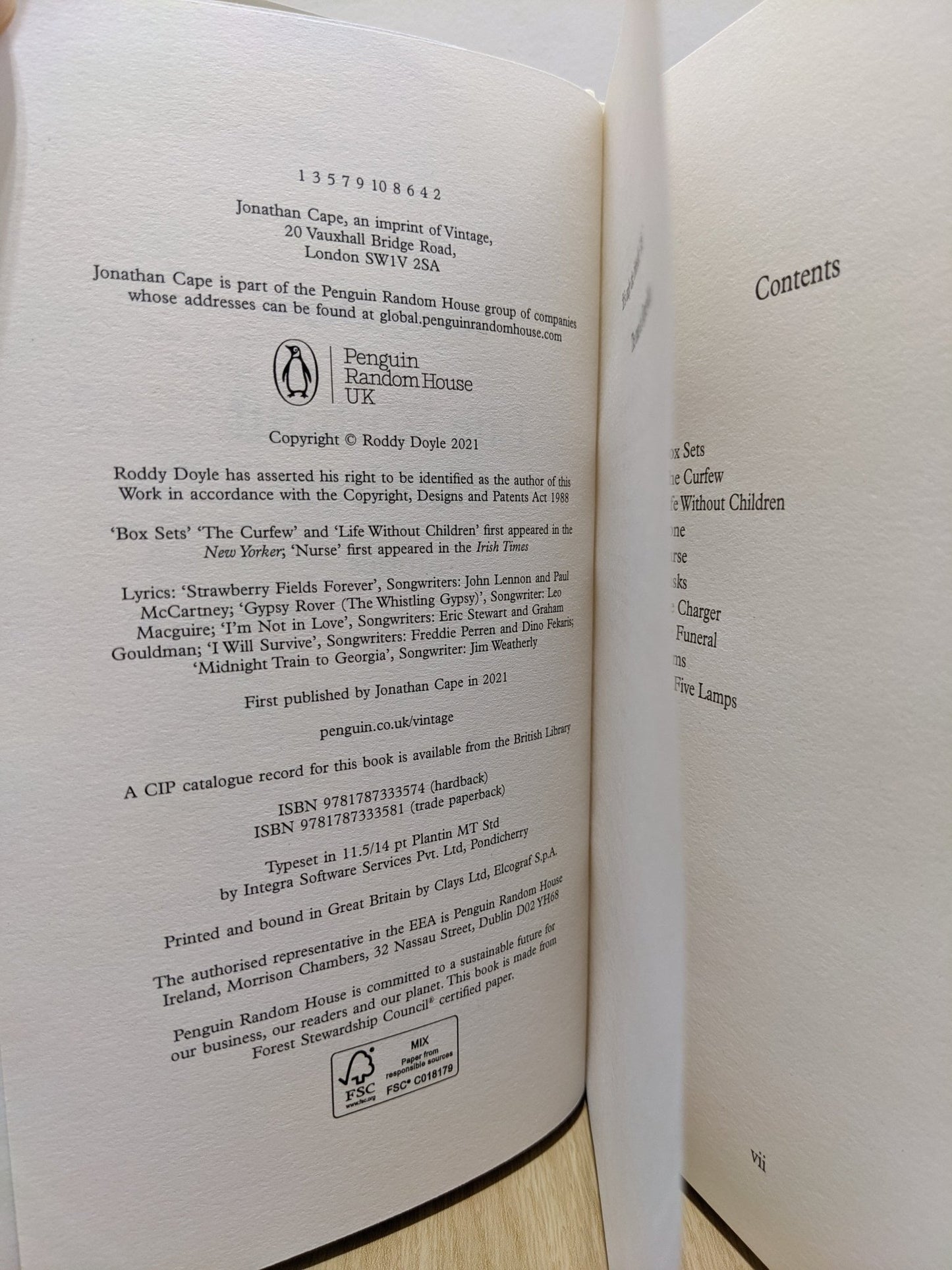 Life Without Children by Roddy Doyle (Signed First Edition) - Fialta Books