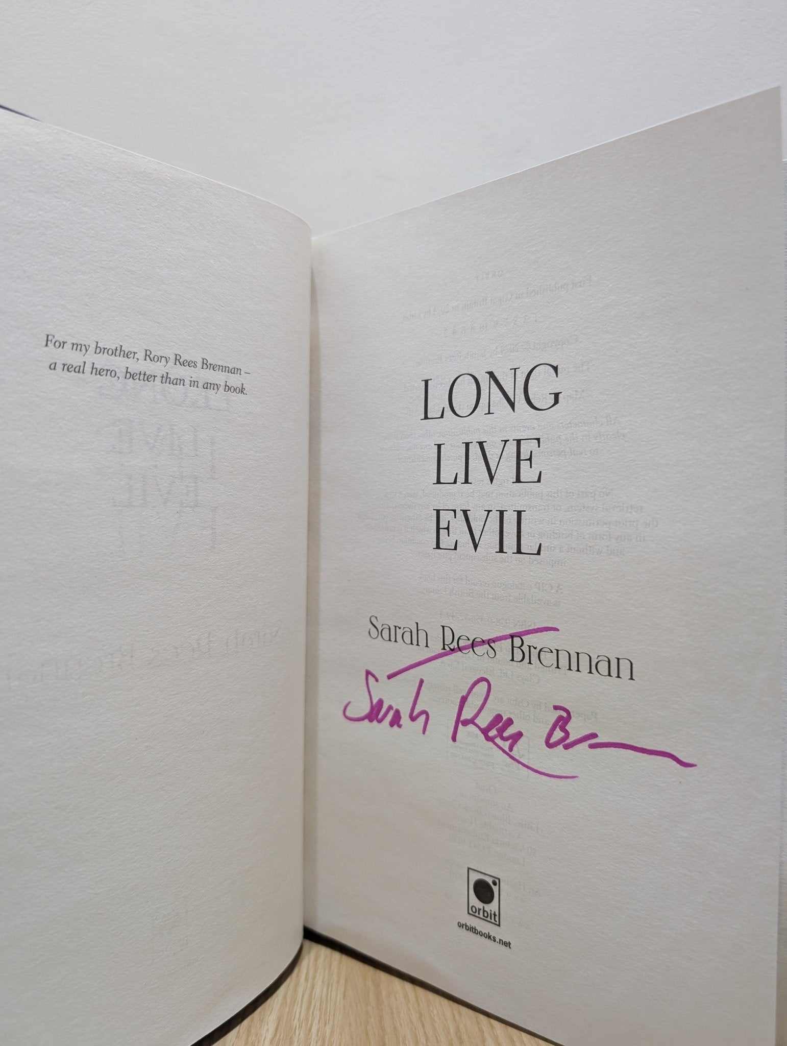 Long Live Evil by Sarah Rees Brennan (Signed First Edition) - Fialta Books