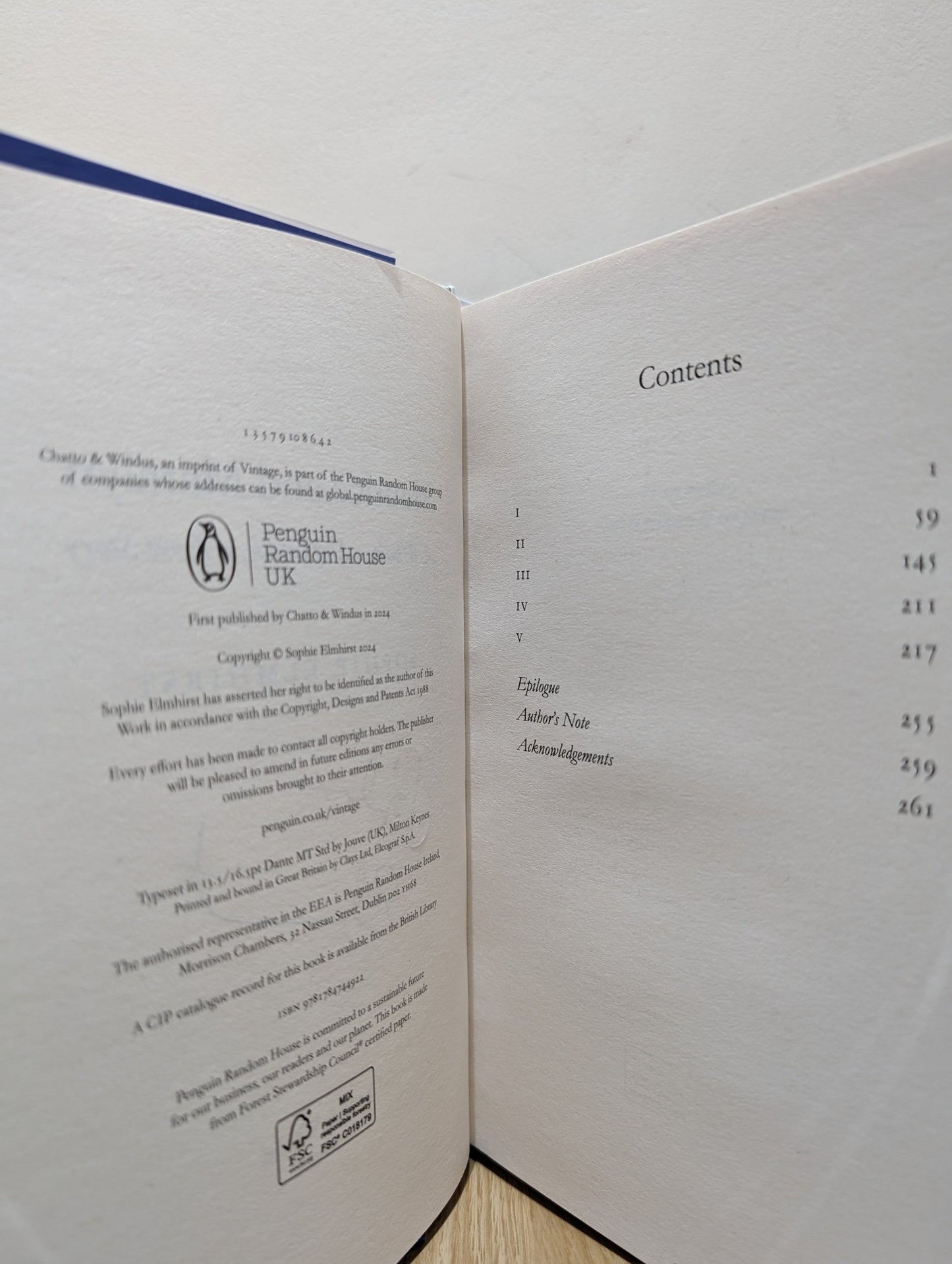 Maurice and Maralyn: A Whale, a Shipwreck, a Love Story by Sophie Elmhirst (Signed First Edition) - Fialta Books