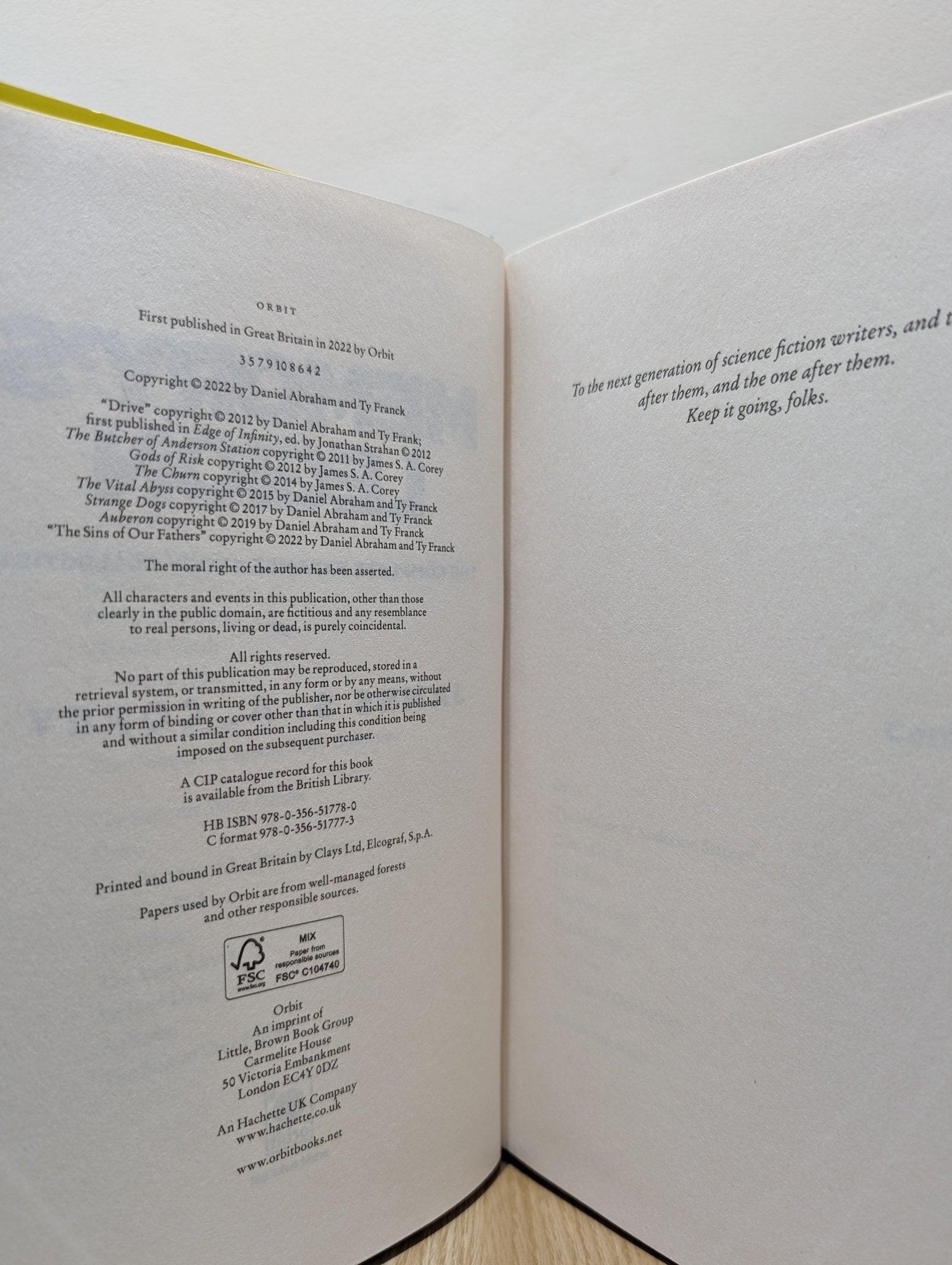 Memory's Legion: The Complete Expanse Story Collection by James S. A. Corey - Fialta Books