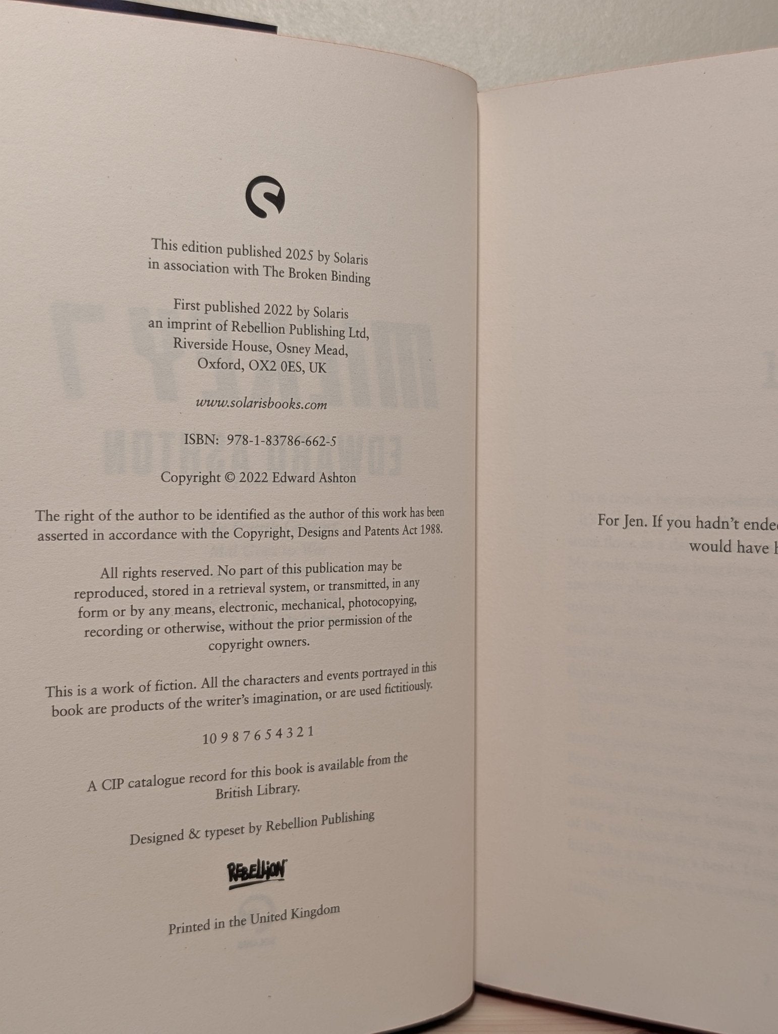 Mickey7 by Edward Ashton (Signed Special Edition with sprayed edges) - Fialta Books