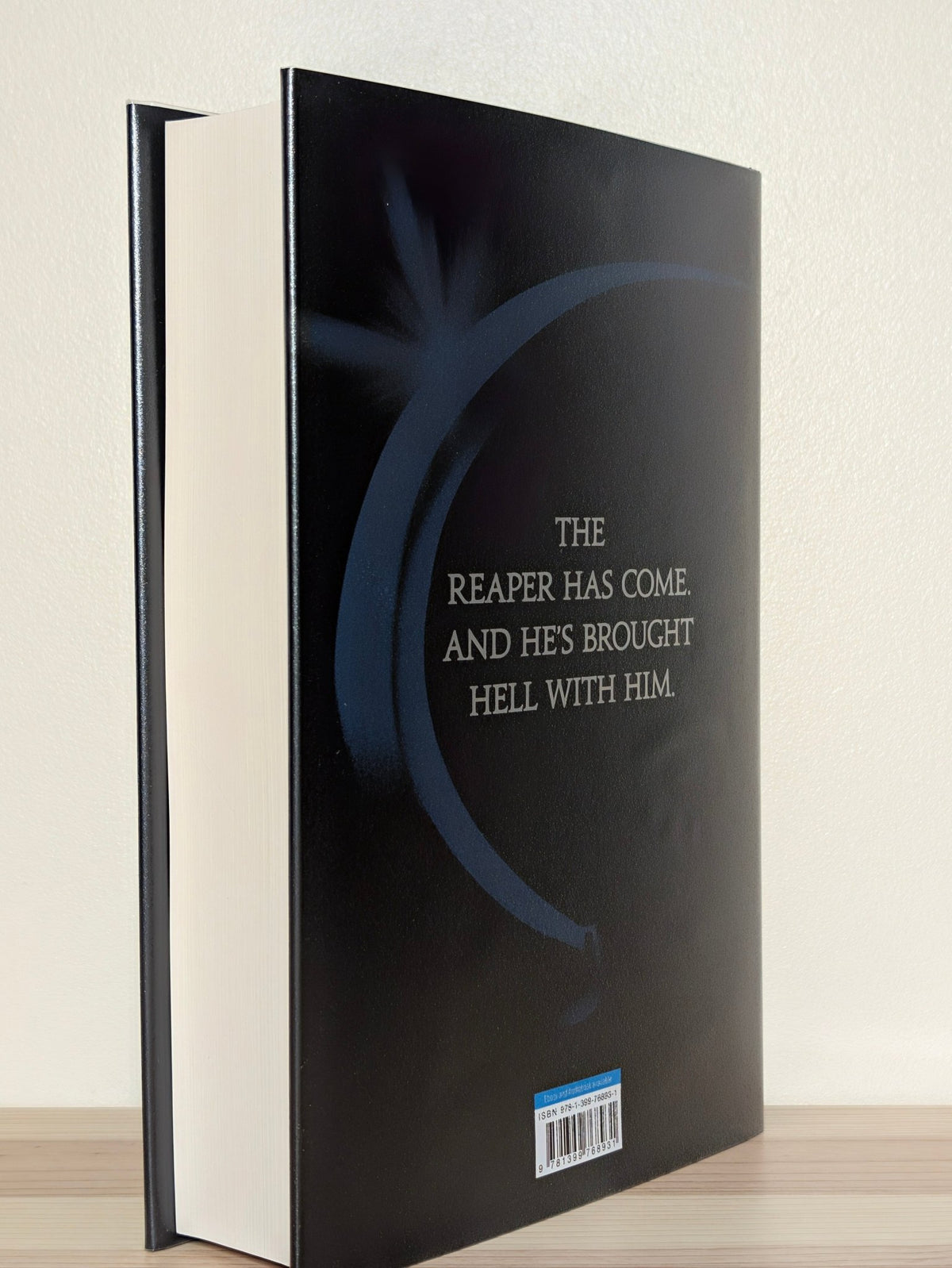 Morning Star by Pierce Brown (New Hardback Edition) - Fialta Books