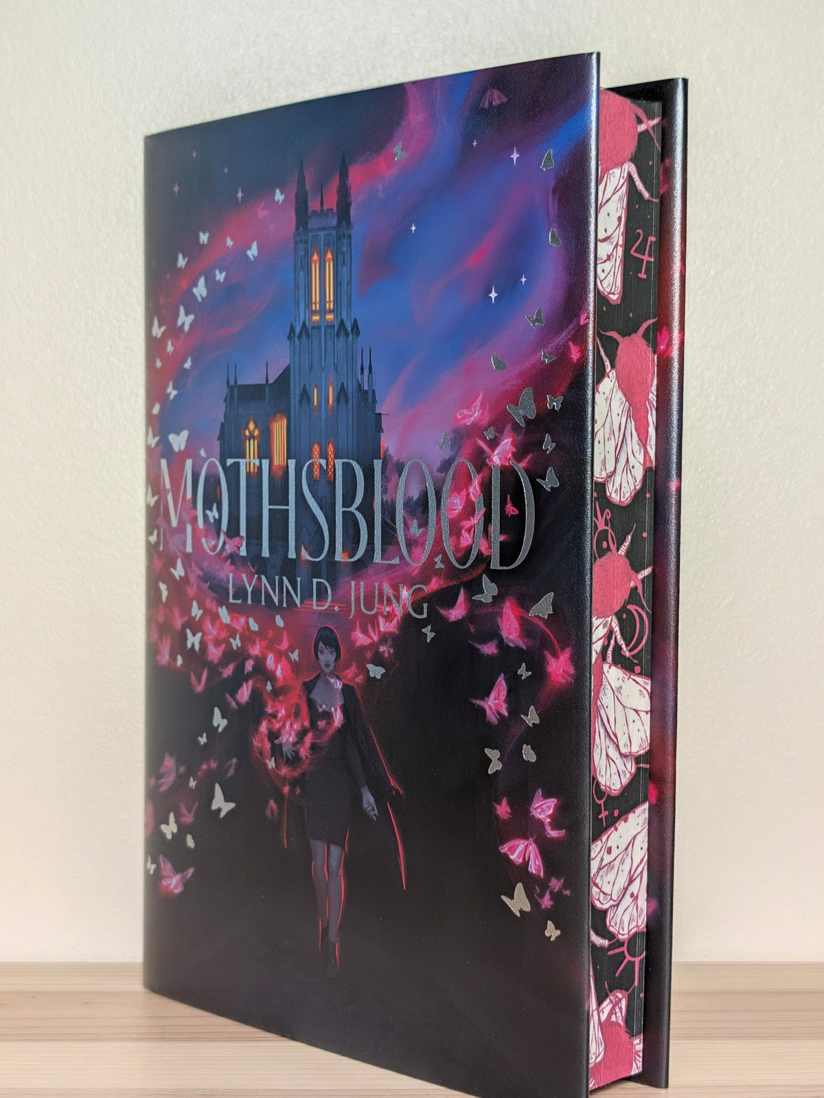 Mothsblood by Lynn D. Jung (Special Edition with sprayed edges) - Fialta Books