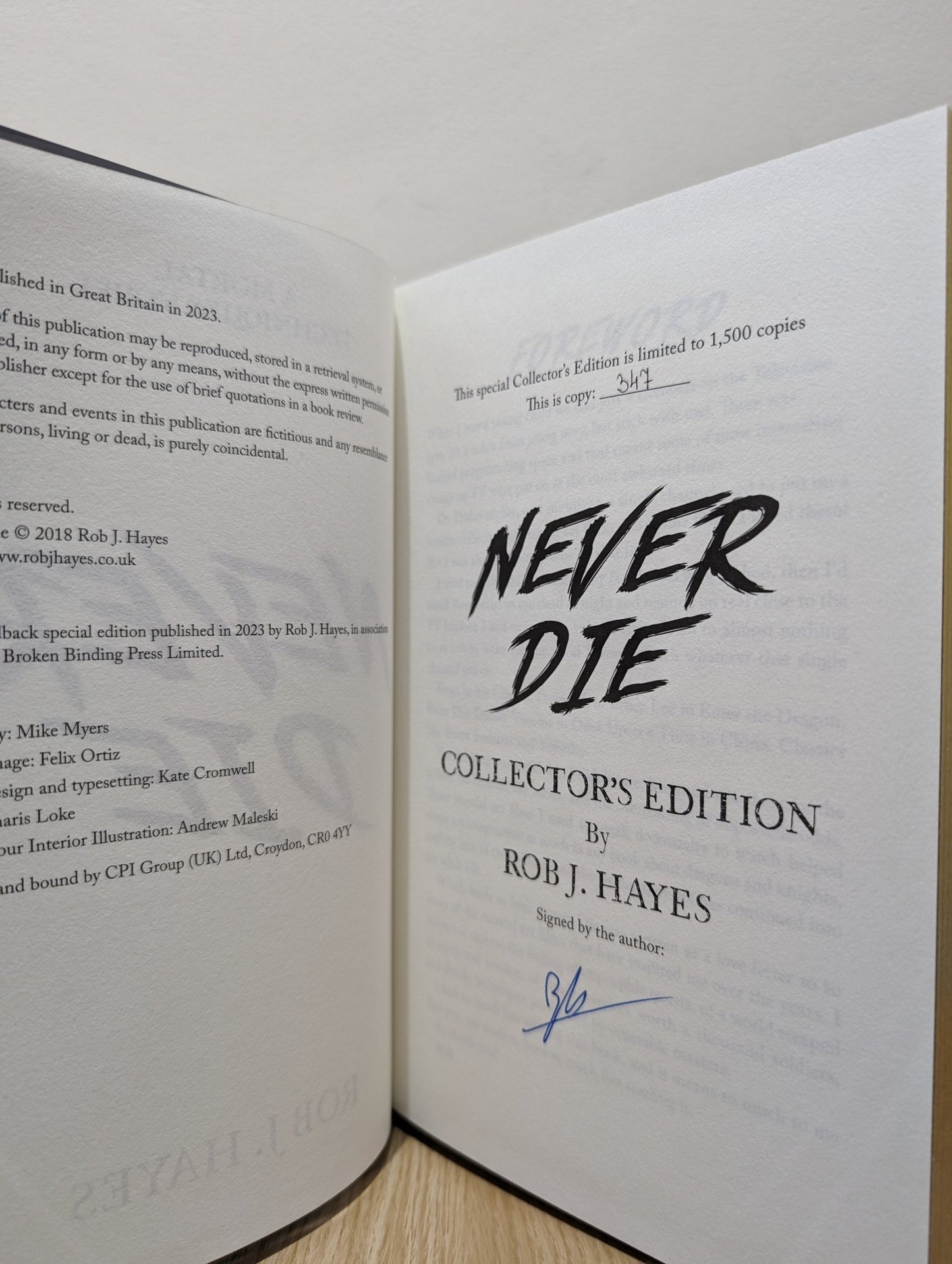 Never Die by Rob J. Hayes (Signed Numbered Edition with gold edges) - Fialta Books