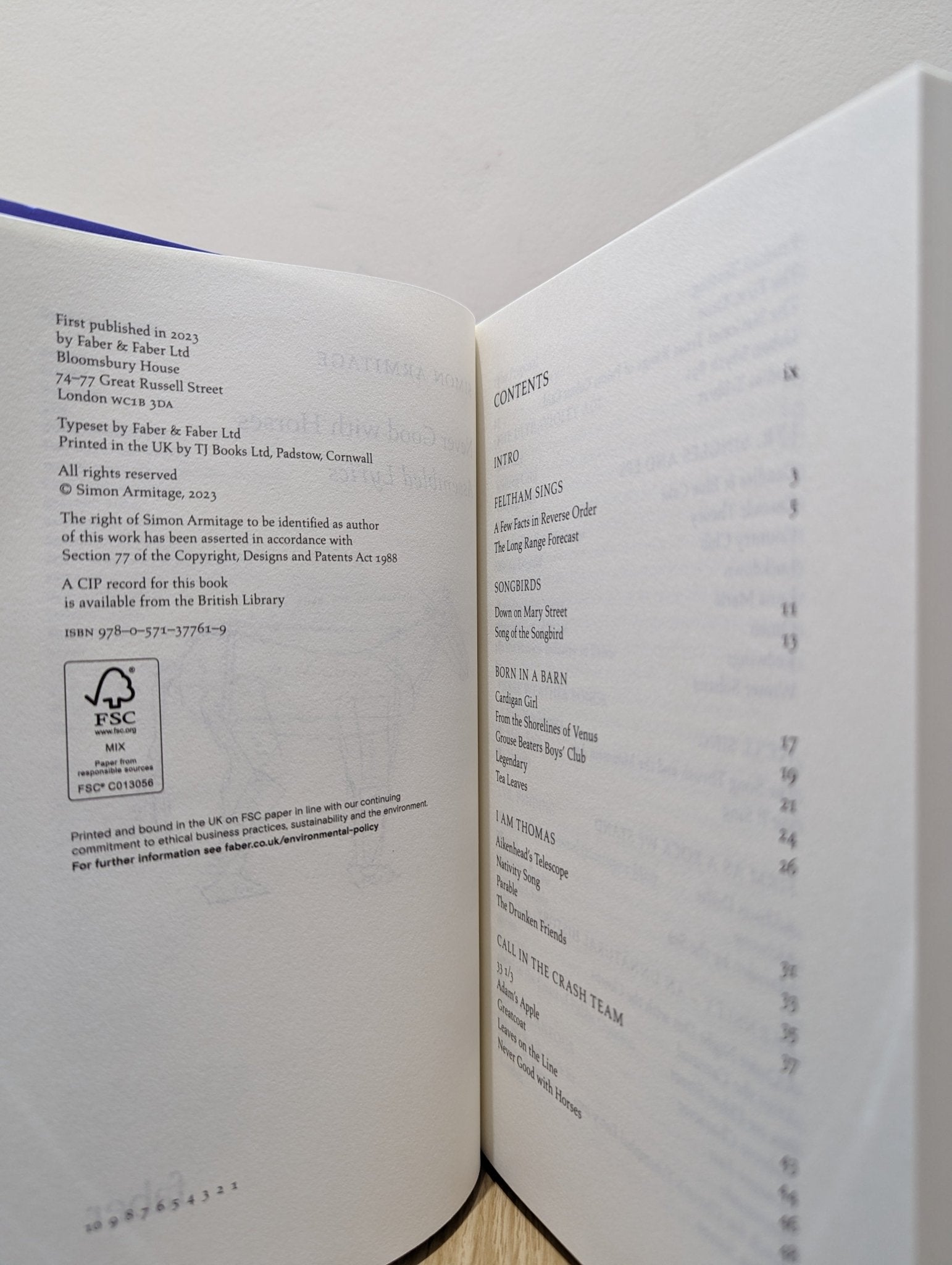 Never Good with Horses: Assembled Lyrics by Simon Armitage (Signed First Edition) - Fialta Books